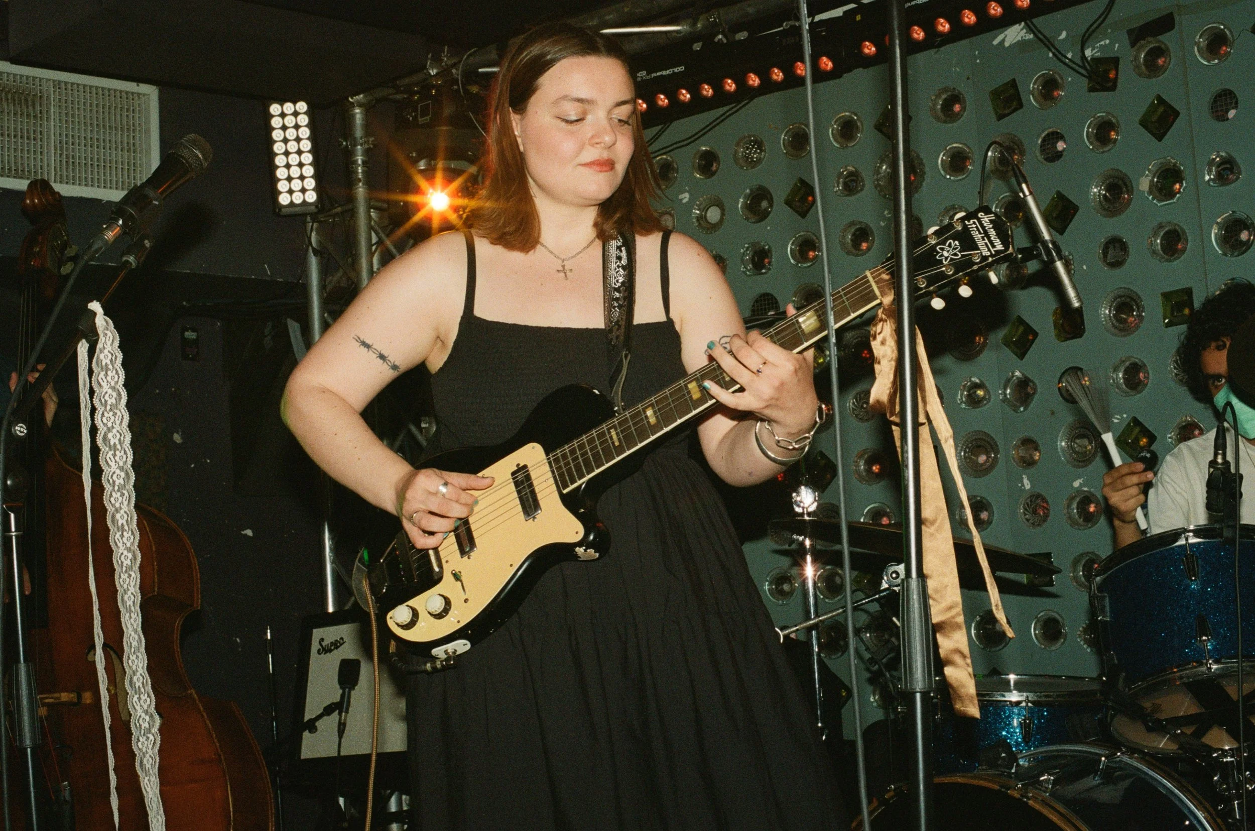 kodak_800_c_41_9833_93041_206627_002046150016.jpg
