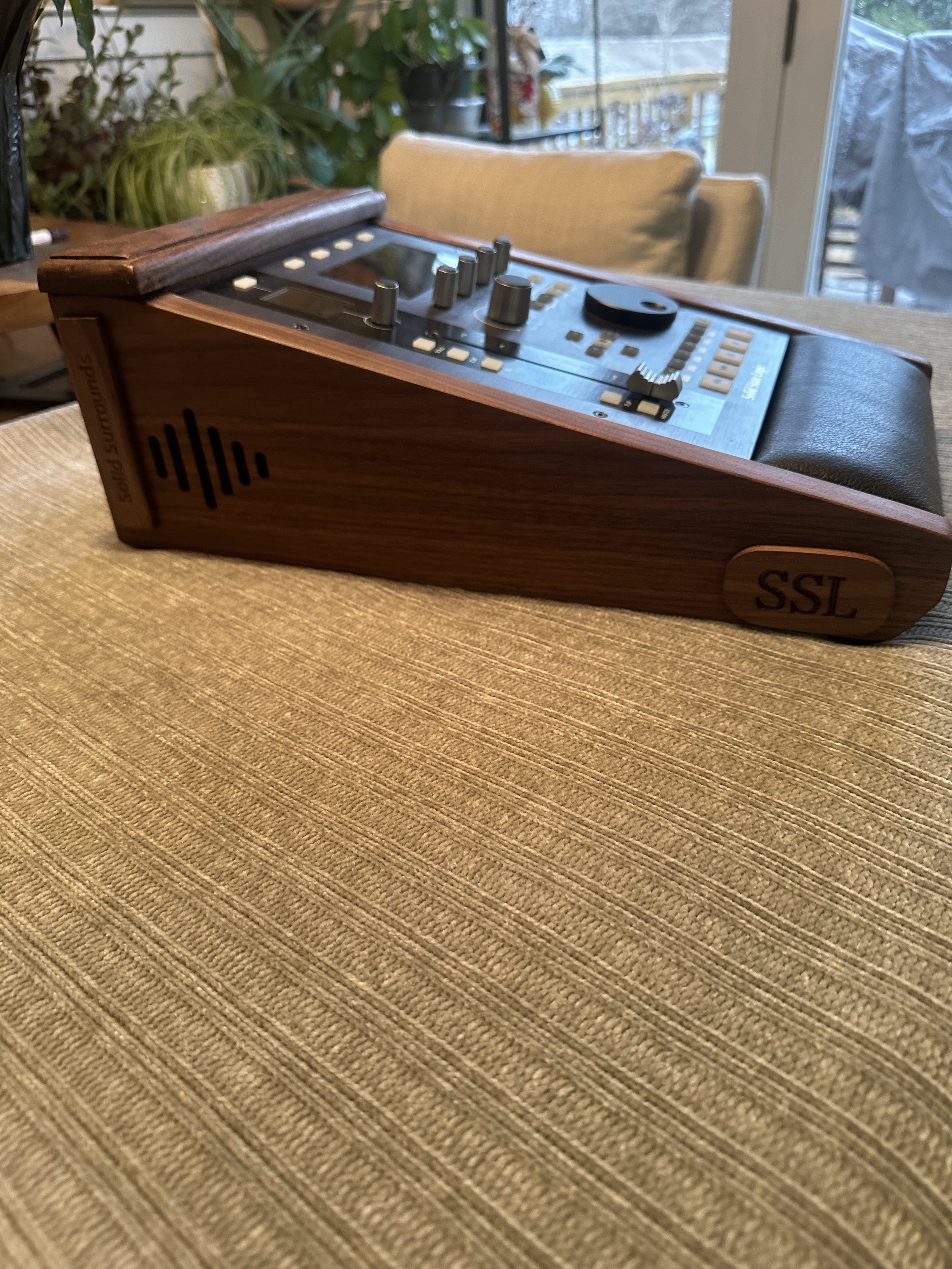 UF1 Walnut 2.jpg