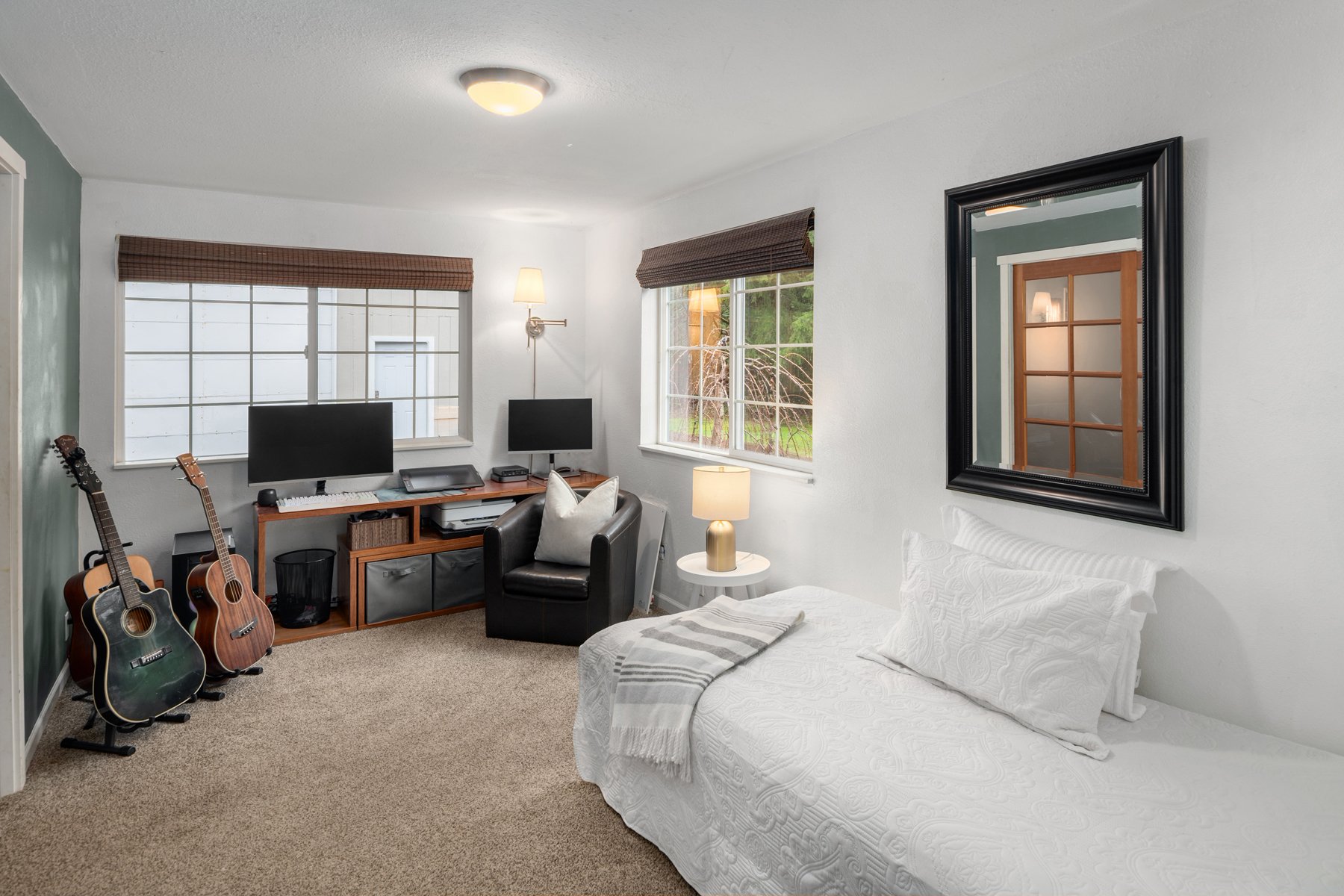 11807 322nd Avenue NE Duvall (14).jpg