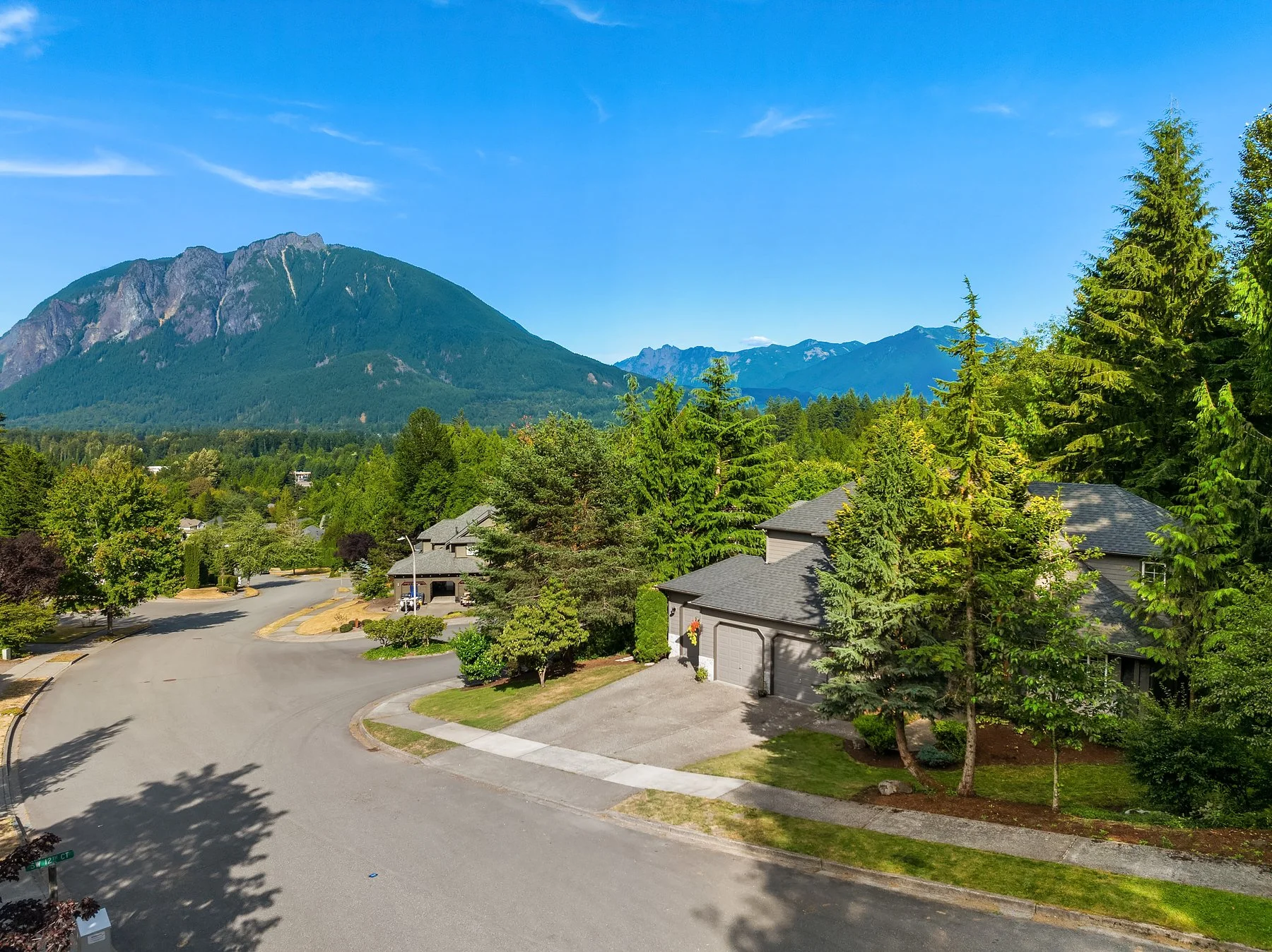 1477 SW 10th Street North Bend, WA (38).jpg