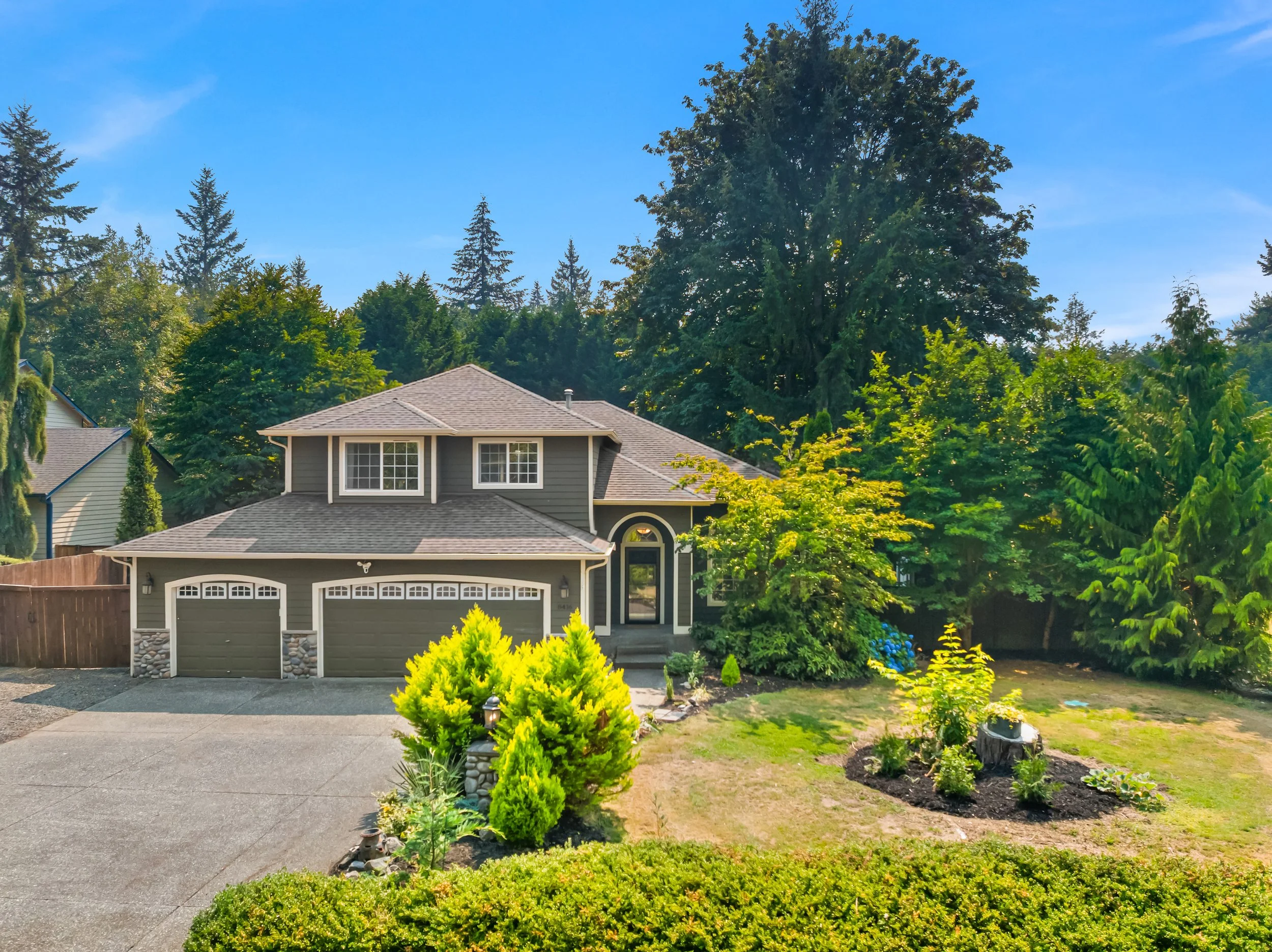 8416 96th Street NE  Marysville, WA 98270 (1).jpg
