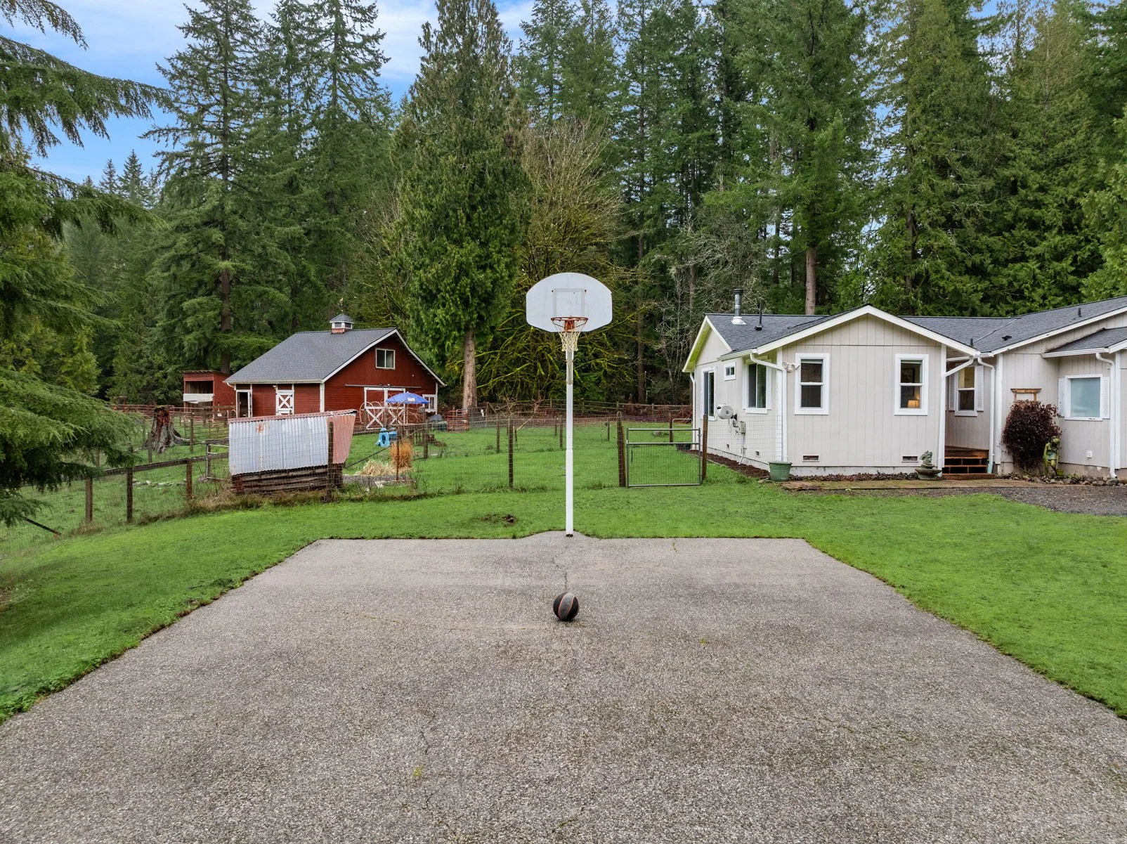 11807 322nd Avenue NE Duvall (20).jpg