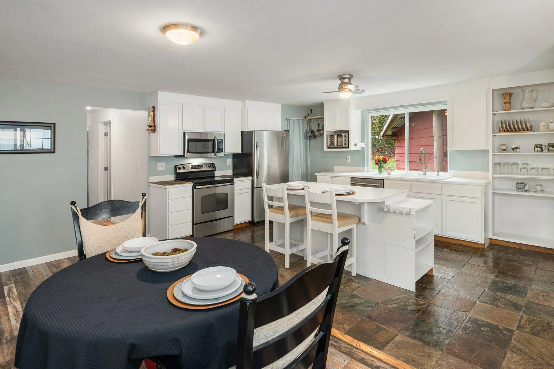 11807 322nd Avenue NE Duvall (10).jpg