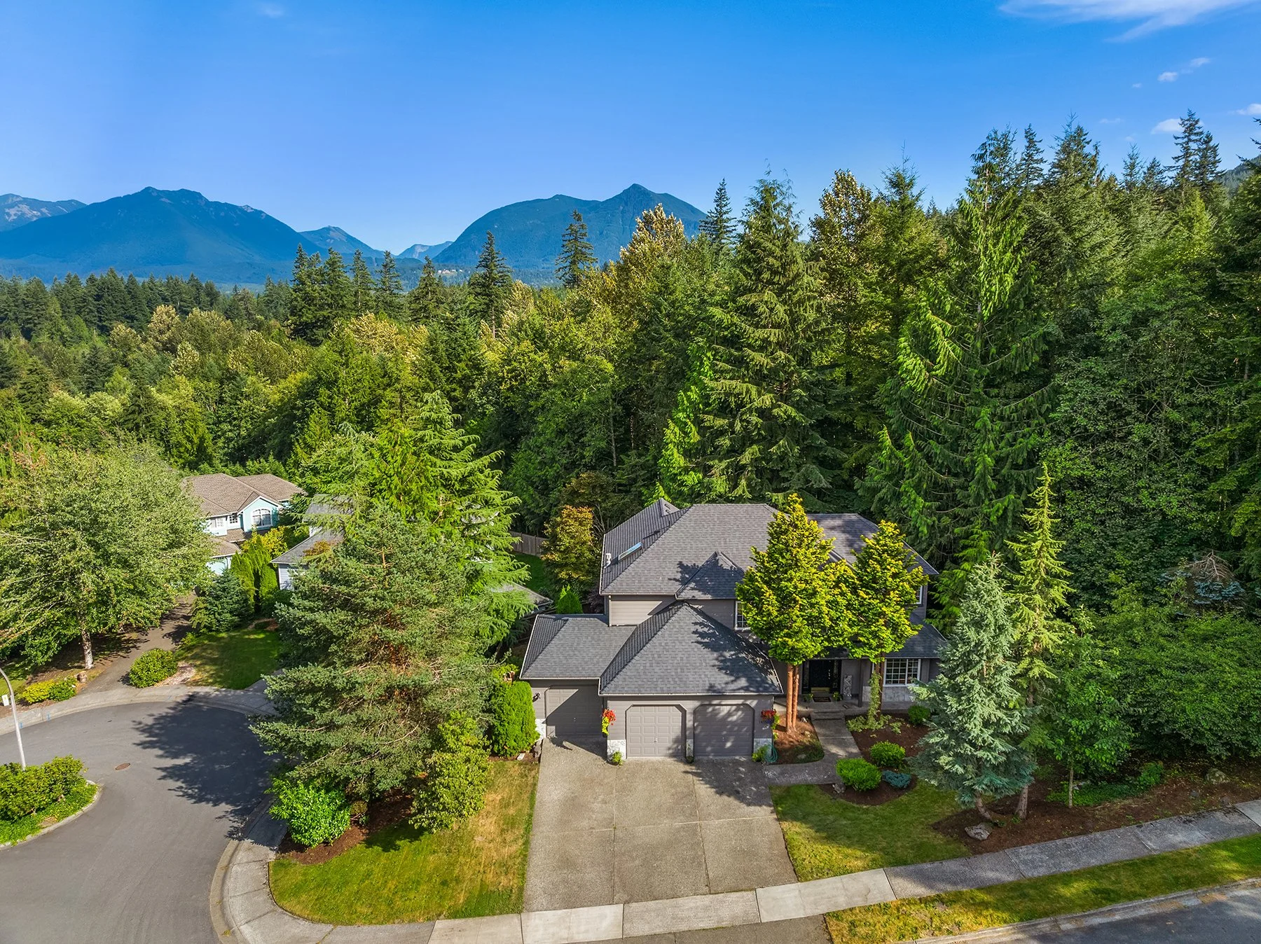 1477 SW 10th Street North Bend, WA (2).jpg