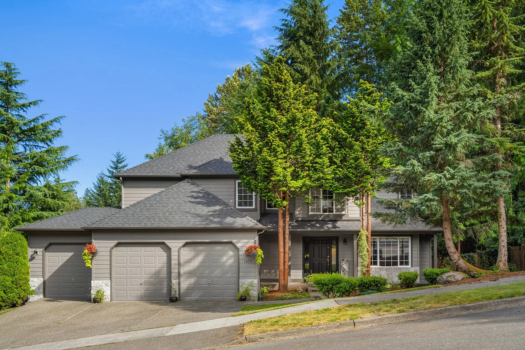 1477 SW 10th Street North Bend, WA (4).jpg