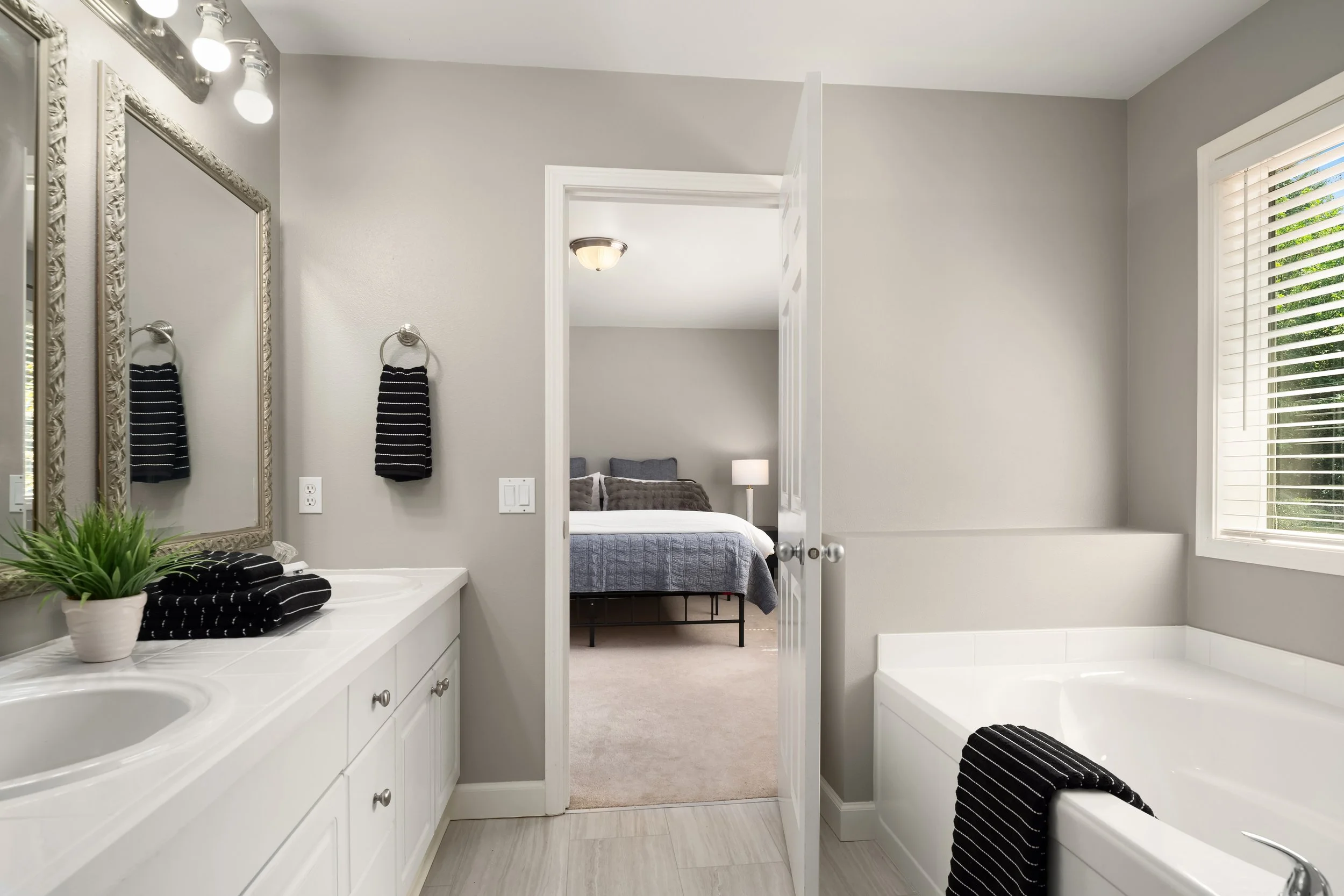 8416 96th Street NE  Marysville, WA 98270 (15).jpg