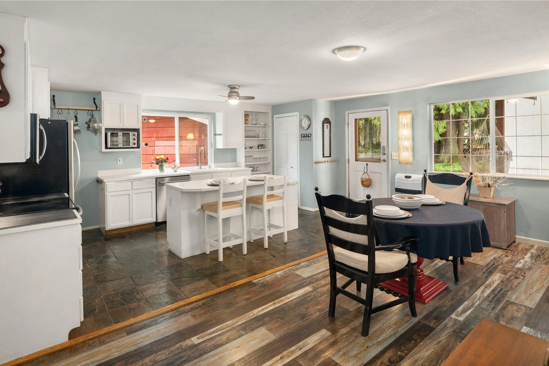 11807 322nd Avenue NE Duvall (8).jpg