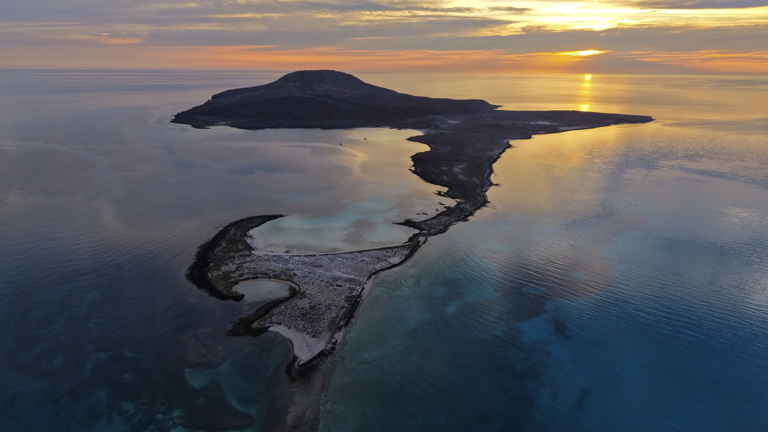 Coronados island tour Loreto .jpg