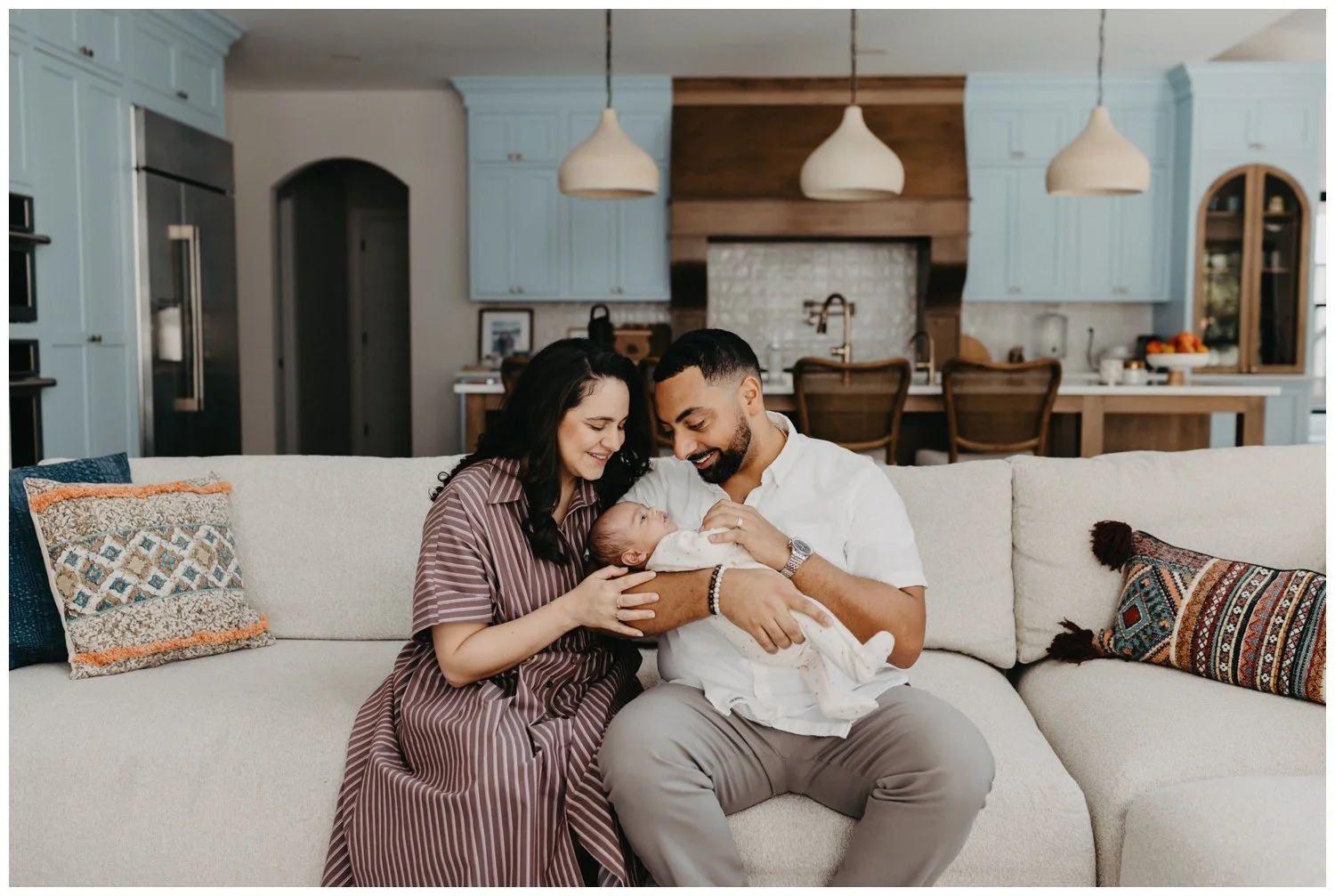 Home newborn photography in Cleveland, Ohio | In-home Lifestyle Sessions