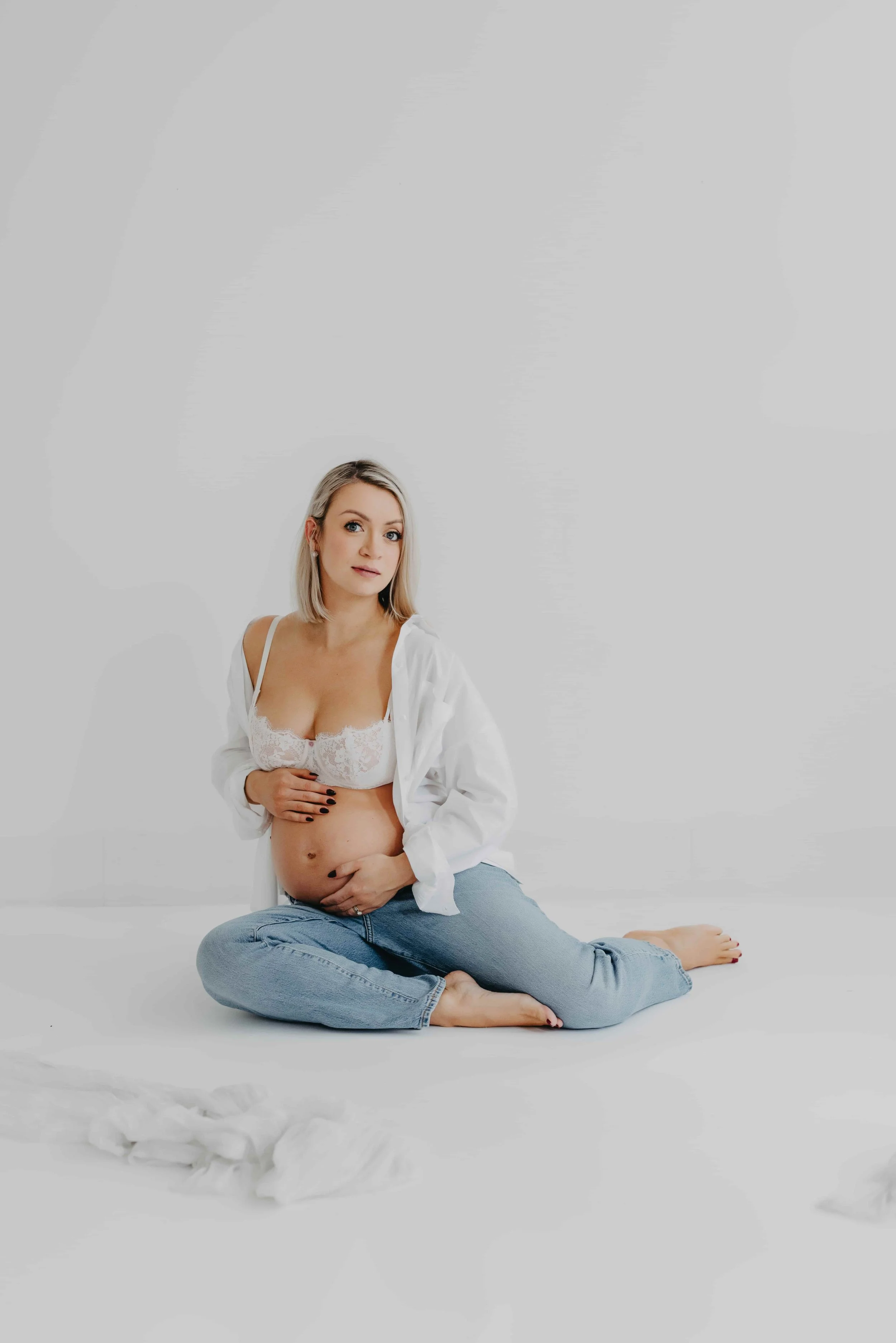 Cleveland Maternity Boudoir Session — Agnes Szlapka Photography Ohio