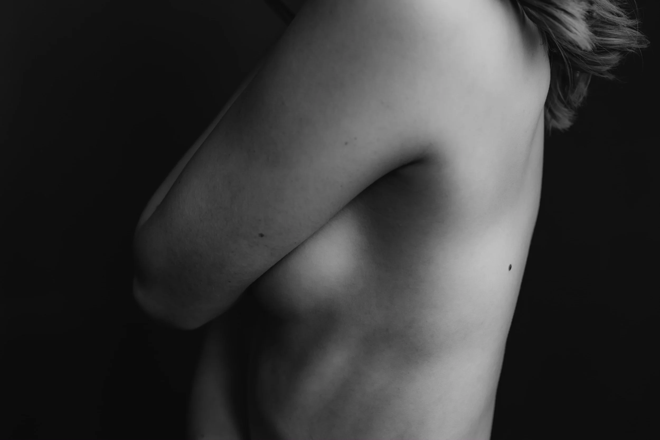 Cleveland boudoir studio — safe and judgment-free environment for women