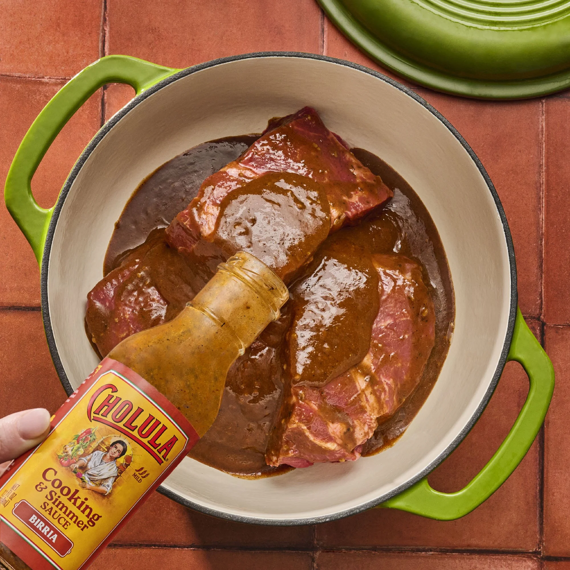 Cholula_birria_sauce_beef_application_2025.jpg
