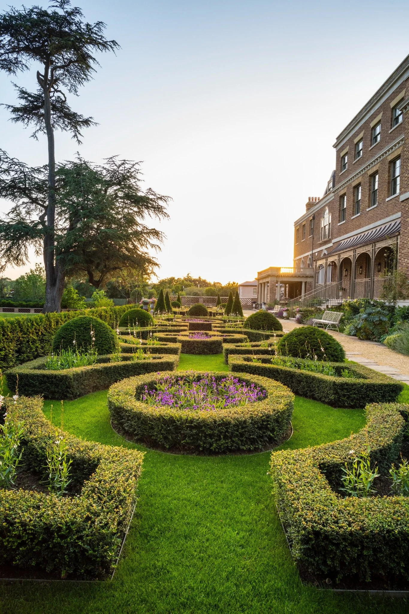 Private London Estates (Price Upon Request)