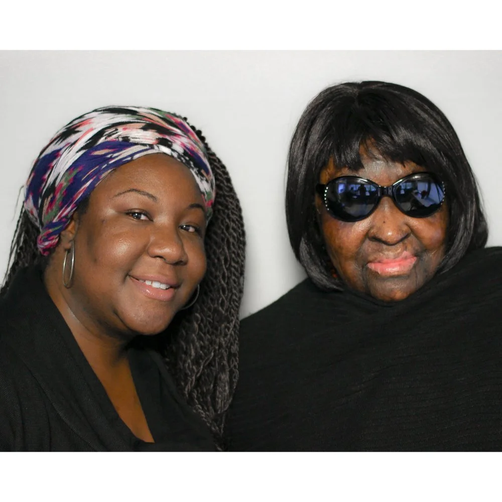 “You Are Seriously Fearless”: A Niece Thanks Her Favorite Aunt For Her Wisdom and Friendship