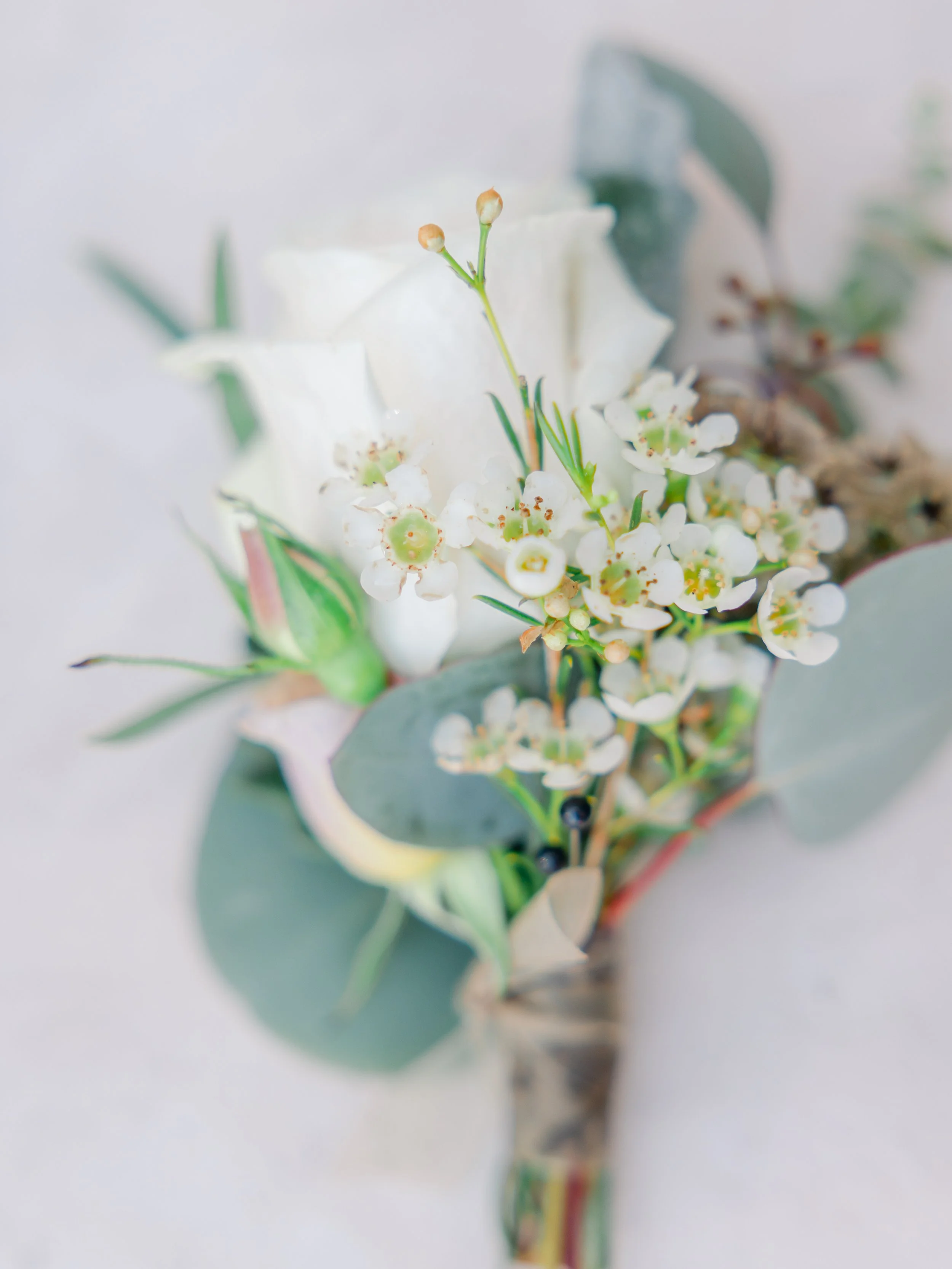 nikki_hildebrand_photography_sarah-peyton_bridal_details_2022-7-16_45.jpg