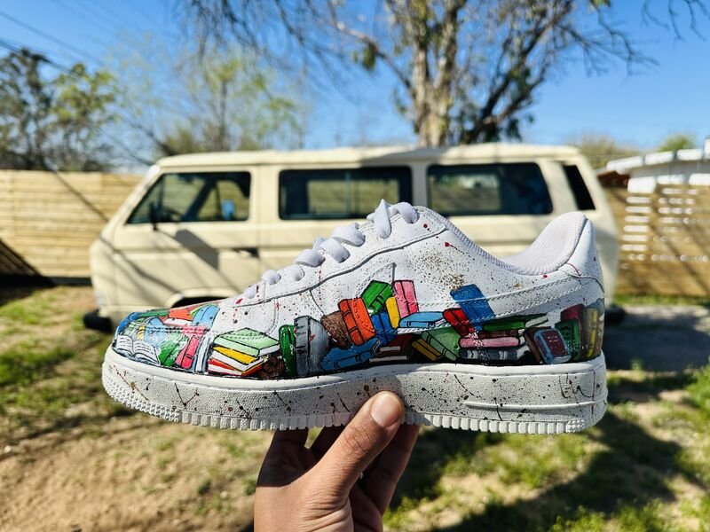 99% of authors and experts don’t repeat themselves enough on LinkedIn.