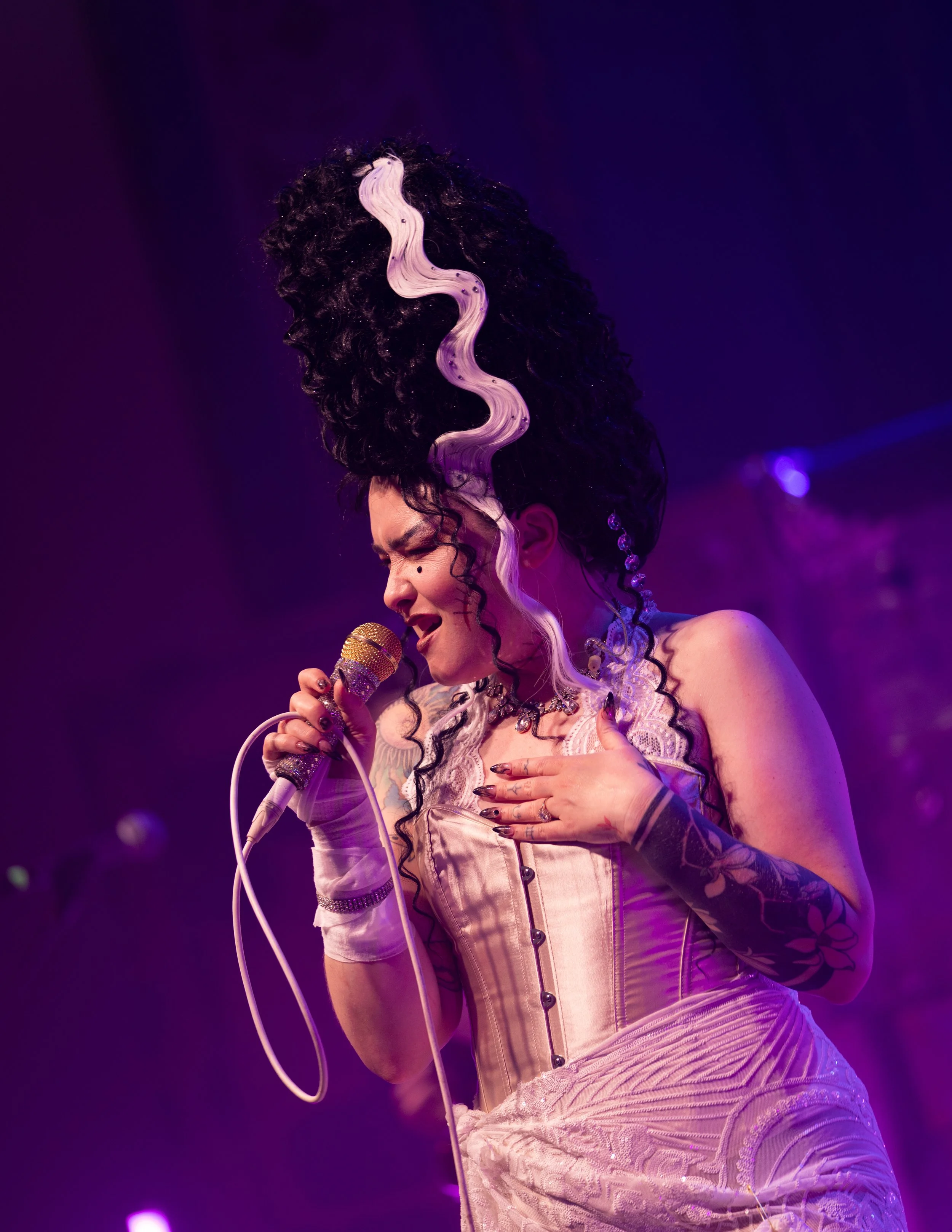 Glitterfox singer at Aladdin Theater in Portland, Oregon on Halloween night in 2025. By Concert / Music Photographer, JP Bogan.