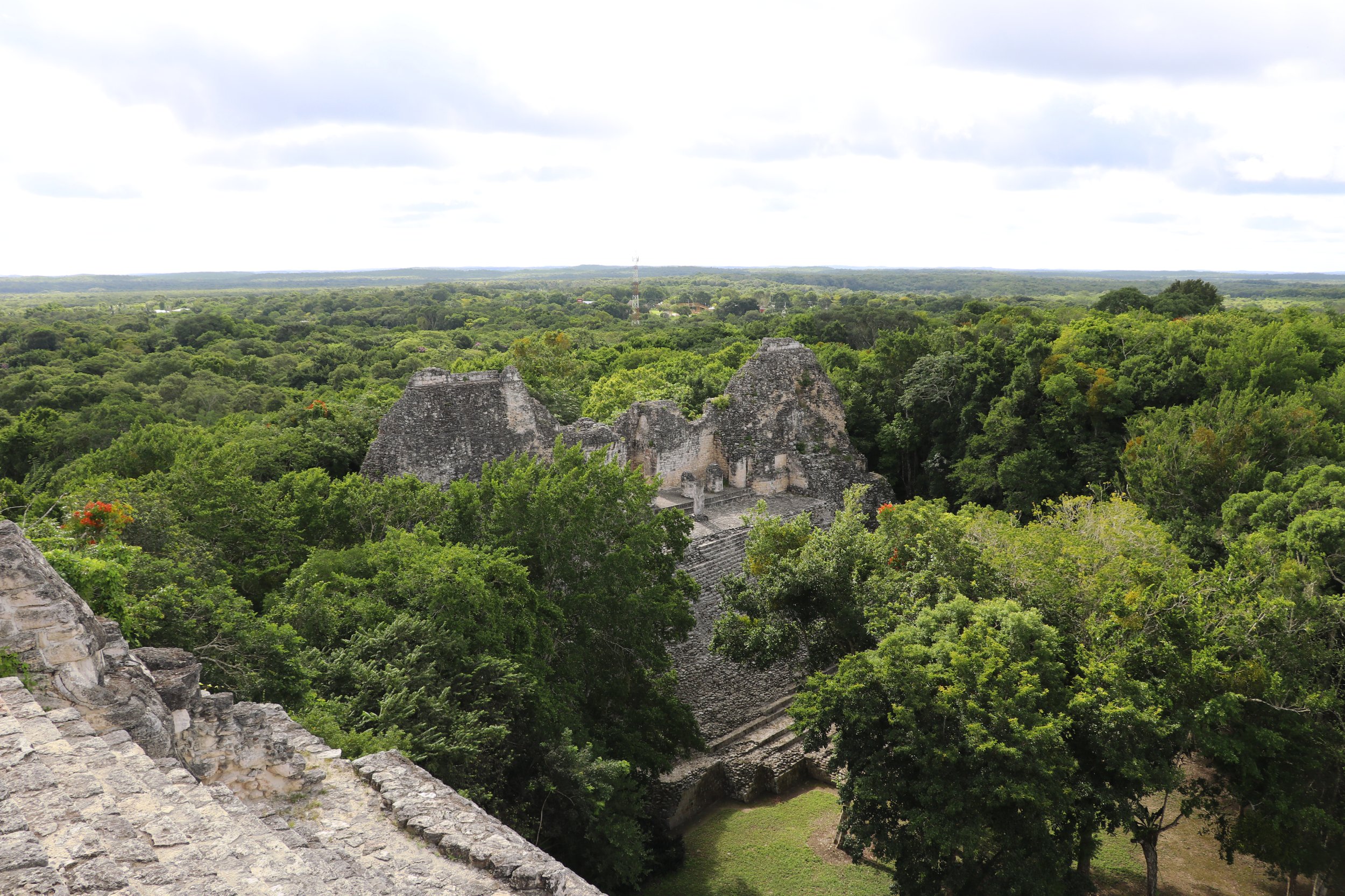 An itinerary to discover the Maya sites of the Rio Bec region.