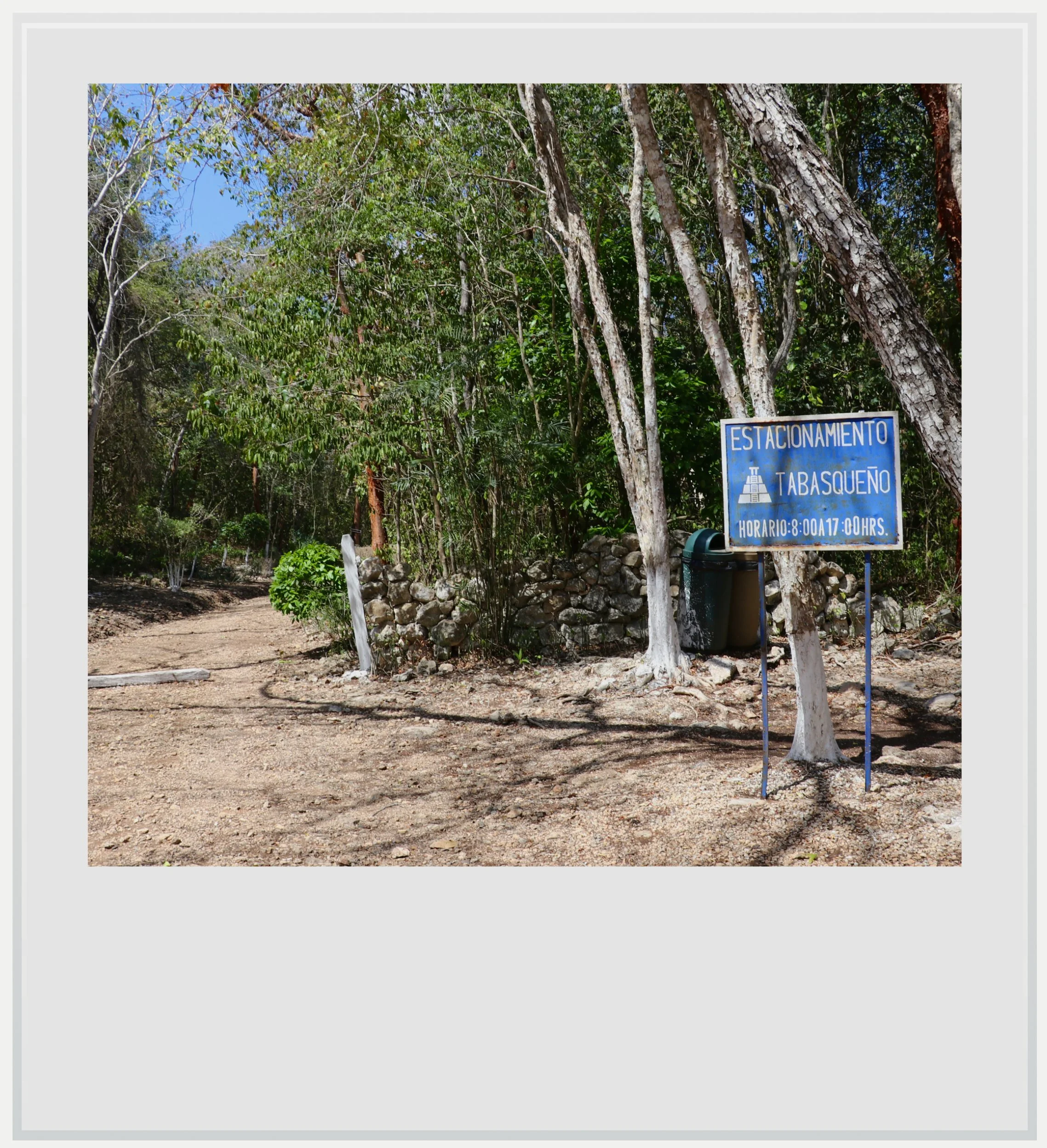 The parking lot at El Tabasqueño, Campeche, Mexico.