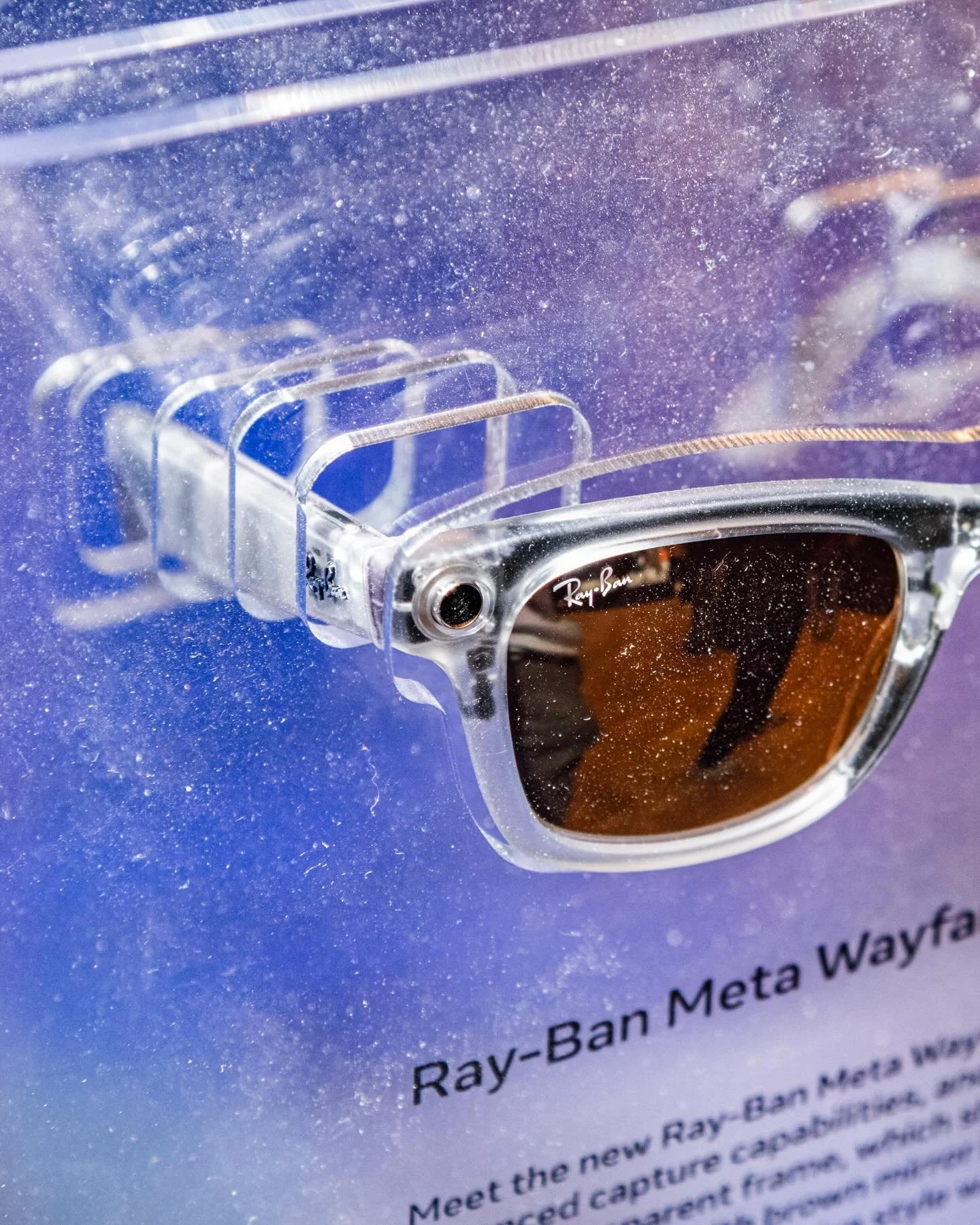 Outtakes from the @raybanmeta store for @wsj. The entire space is dedicated to analogue tech, photography, and the history of skateboarding culture in NYC. An AI glasses company with a physical storefront that features stairwell graffiti referencing 