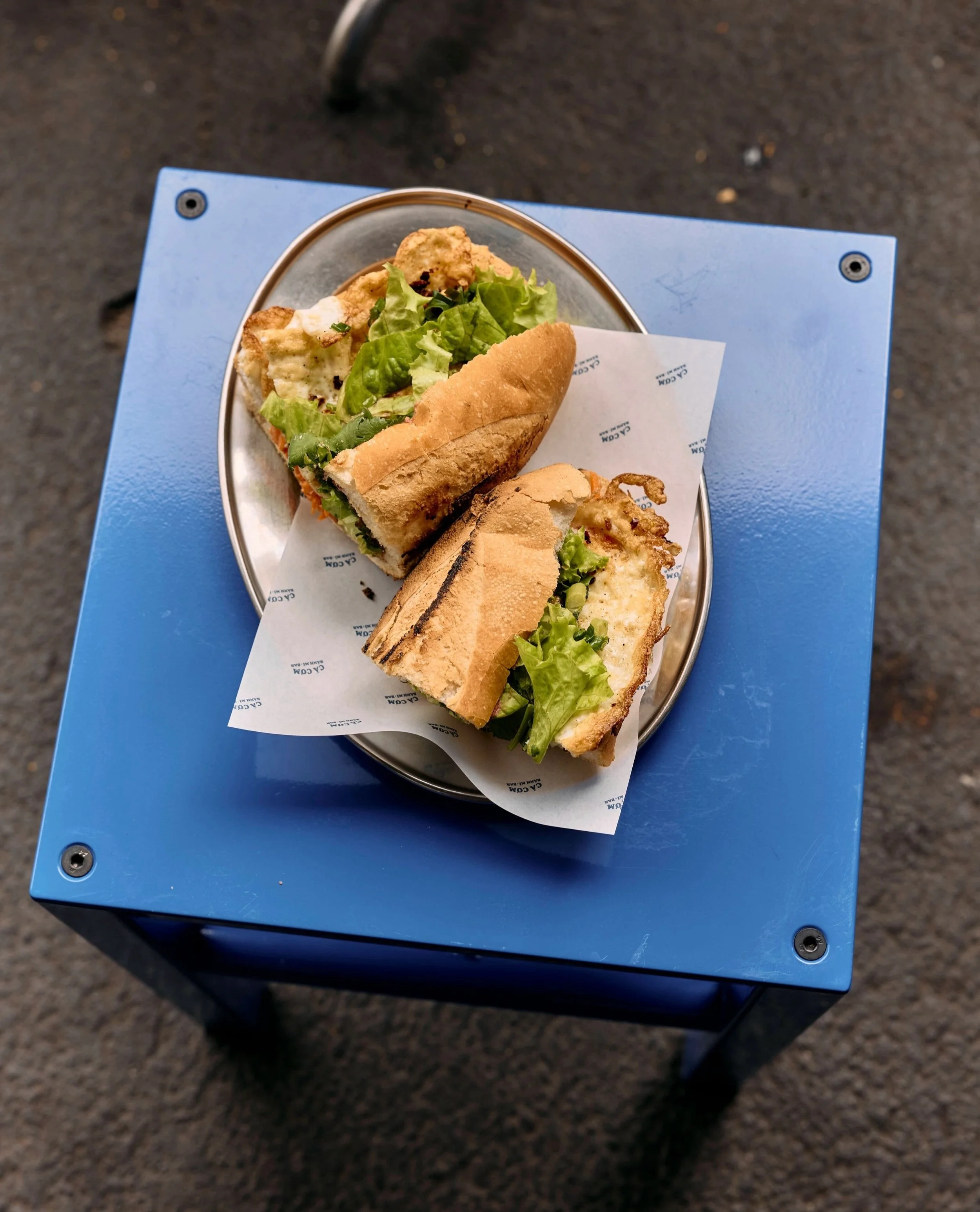 Sunday brunch, the Ca Com way.⁠
⁠
@honesteggs in a freshly-toasted baguette. Available &lsquo;til 3pm.