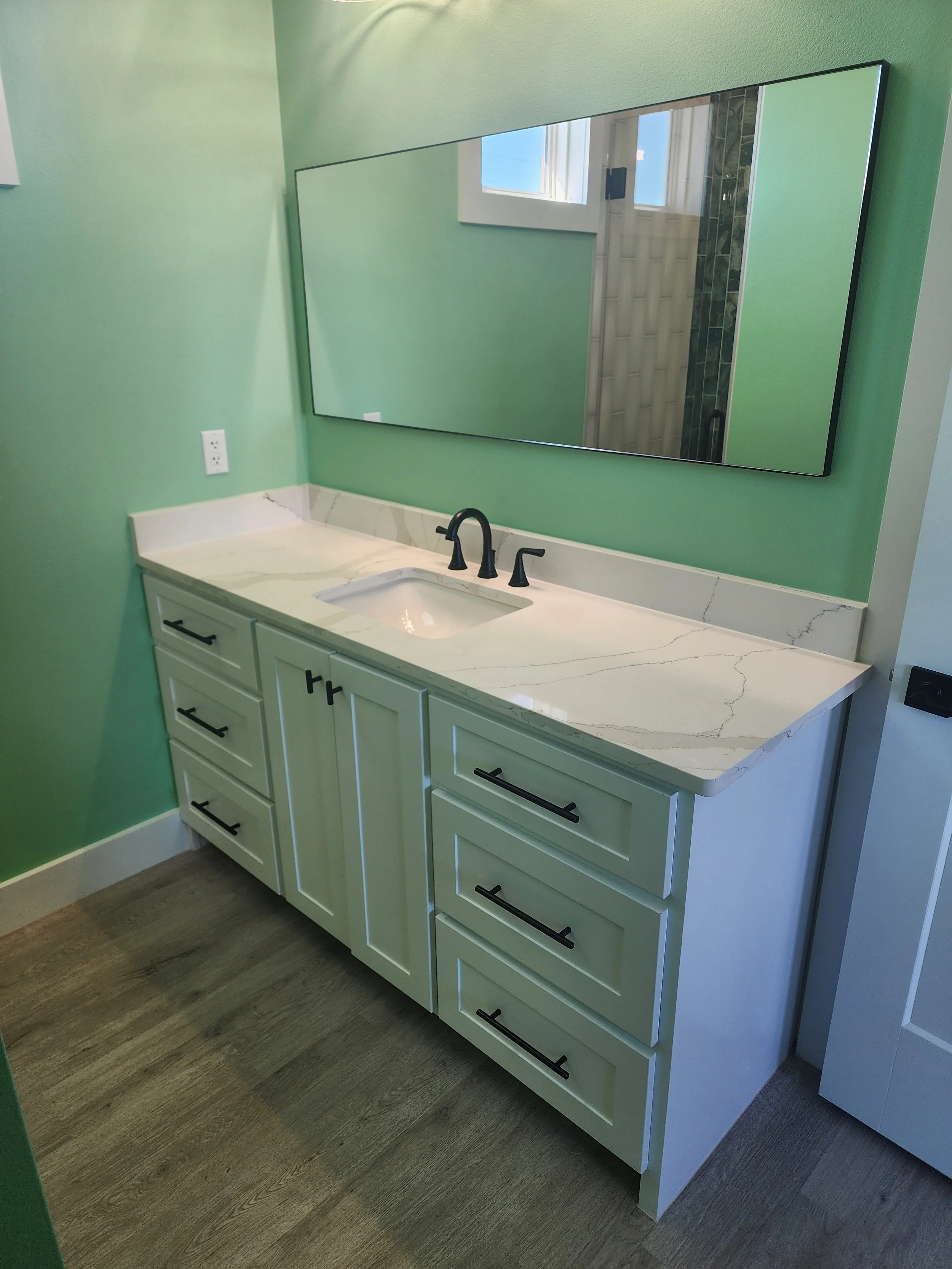 Custom Entryway Storage Bench with Cabinets in Refugio, Texas
