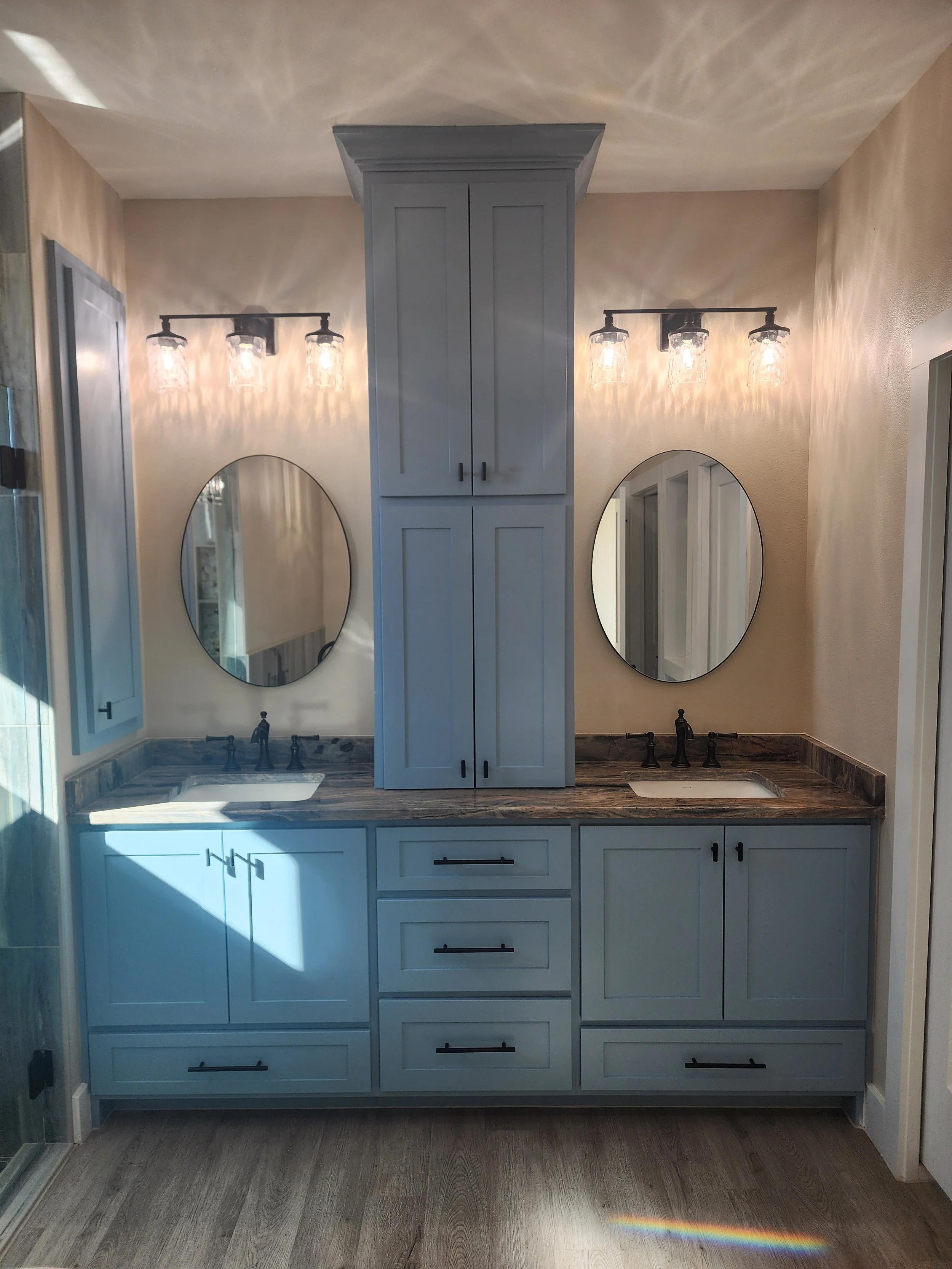 Bathroom Cabinetry for Victoria, Texas Homeowner