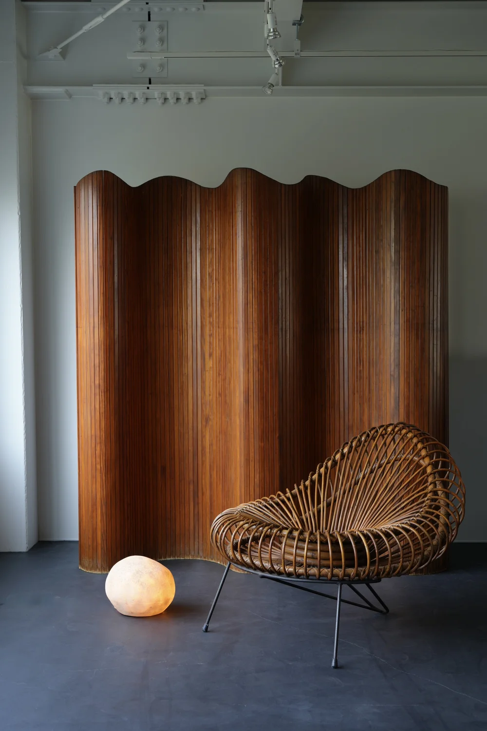 Jomain Baumann Wood Screen — ombre