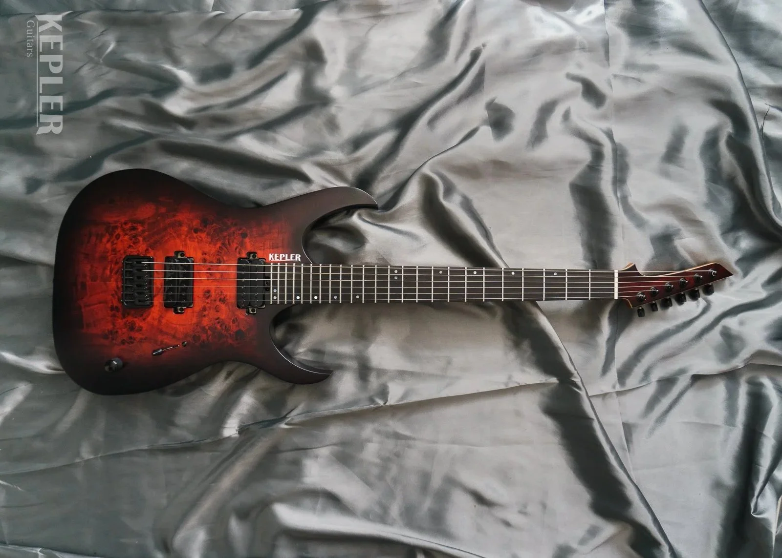 CUSTOM SHOP - TITAN 6 BLOOD MOON BURST