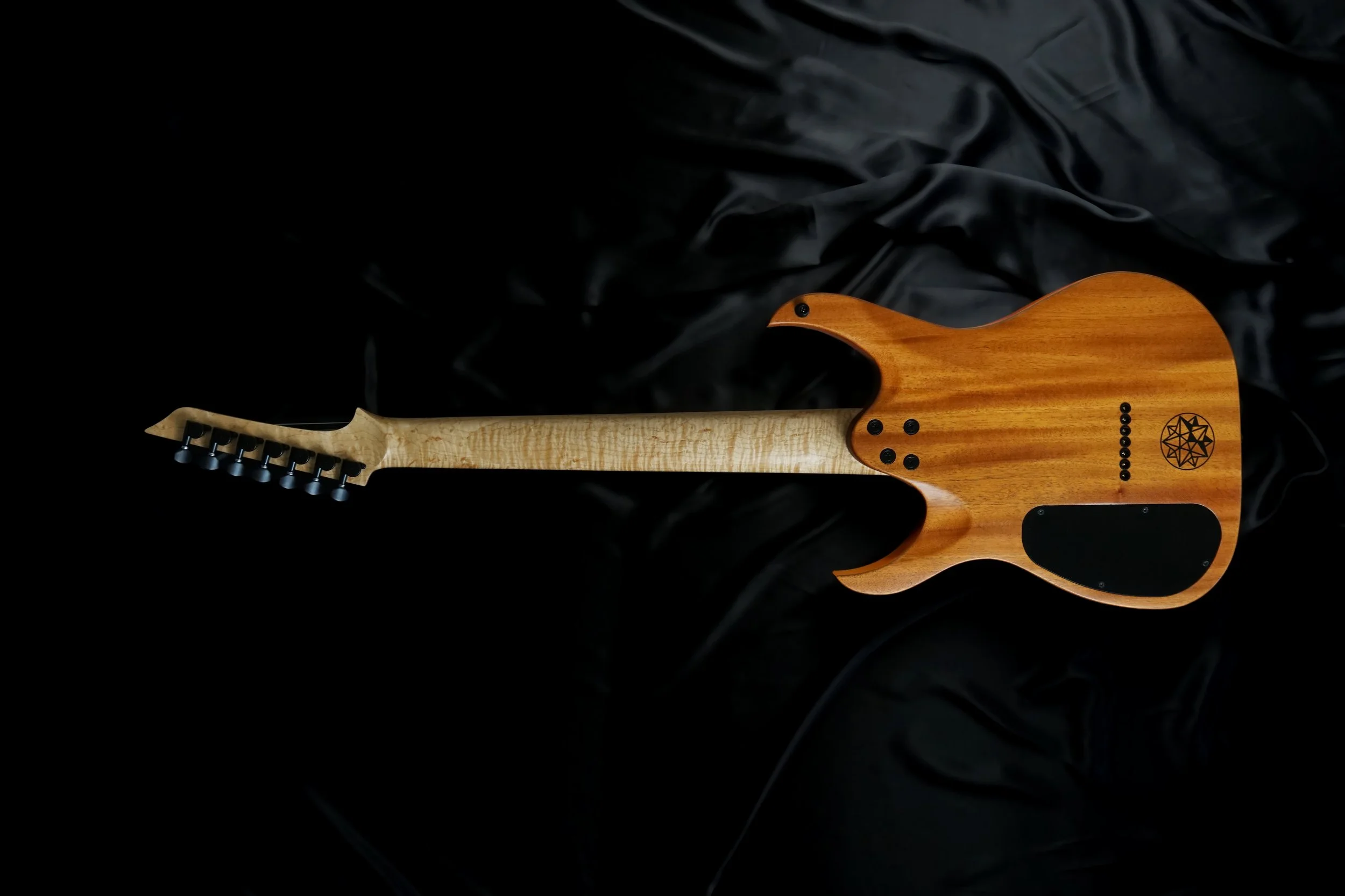 Hand Made Australian Guitar, 6 String Guitar, 7 String Guitar, Best Australian Custom