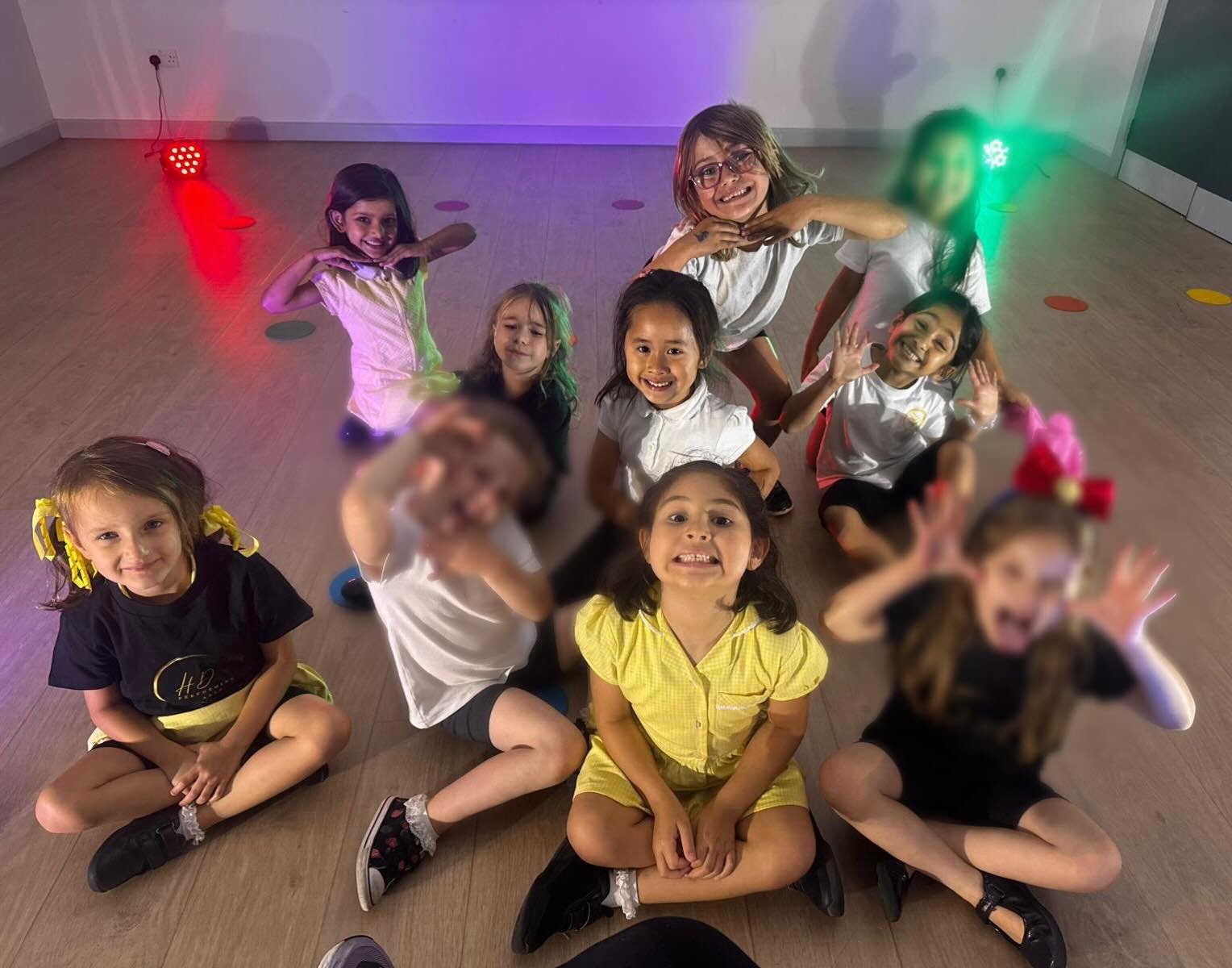 Monday Musical Theatre Juniors 

Nearly ShowTime ⭐️
