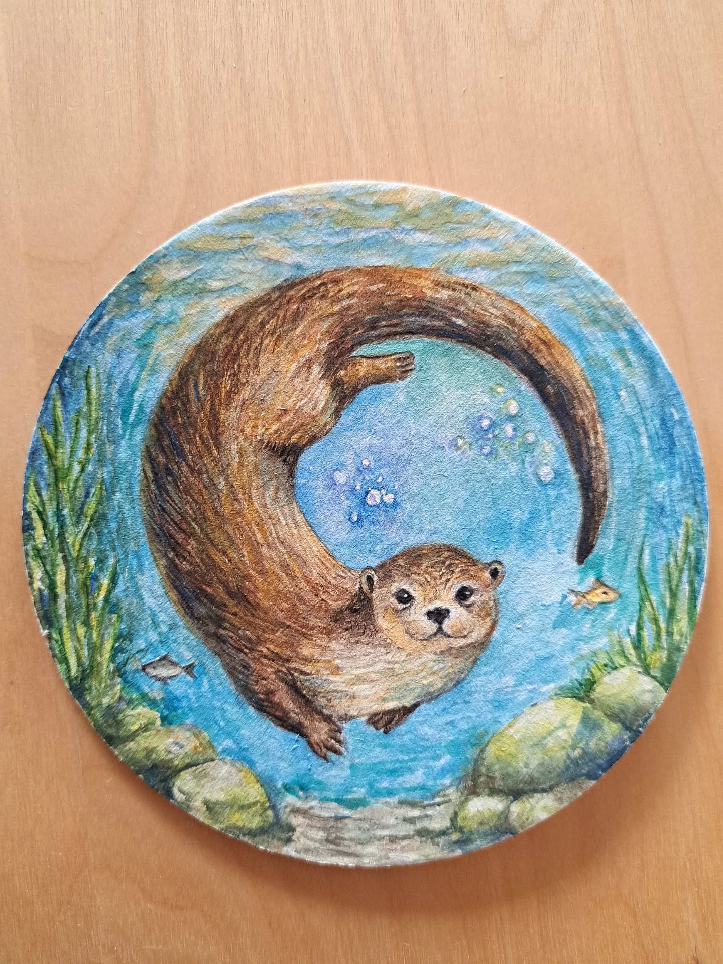 A while back, I painted this coaster.
I still have some blank ones left to try other designs, what animals do you think would be a good fit for a coaster? ⚪️⚪️