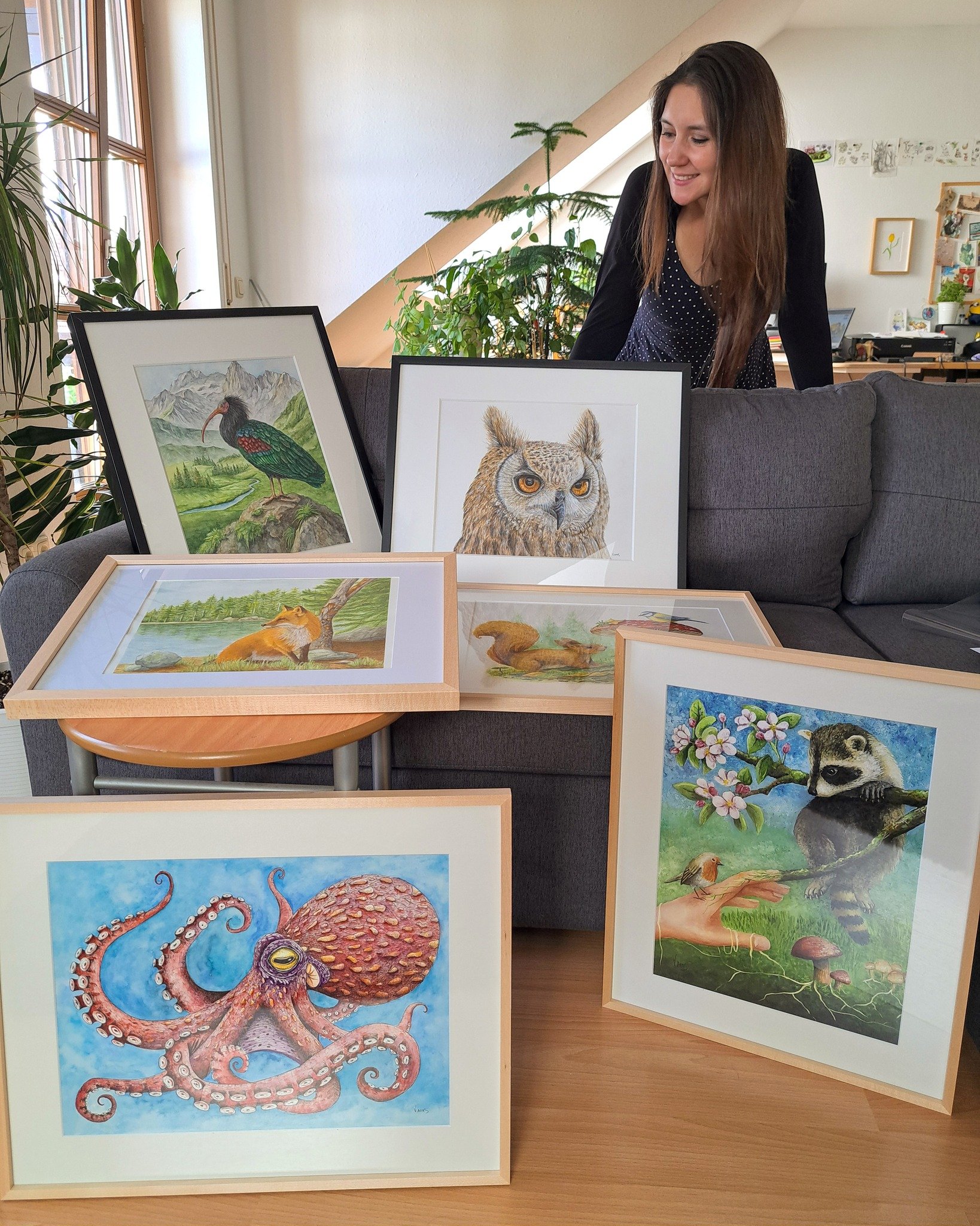 Preparing the paintings that are heading to the group exhibition MENSCH | SEIN

The exhibition brings together twelve artists from the @kuenstlersozialwerk  exploring, through different perspectives and disciplines, what it means to be human today: f