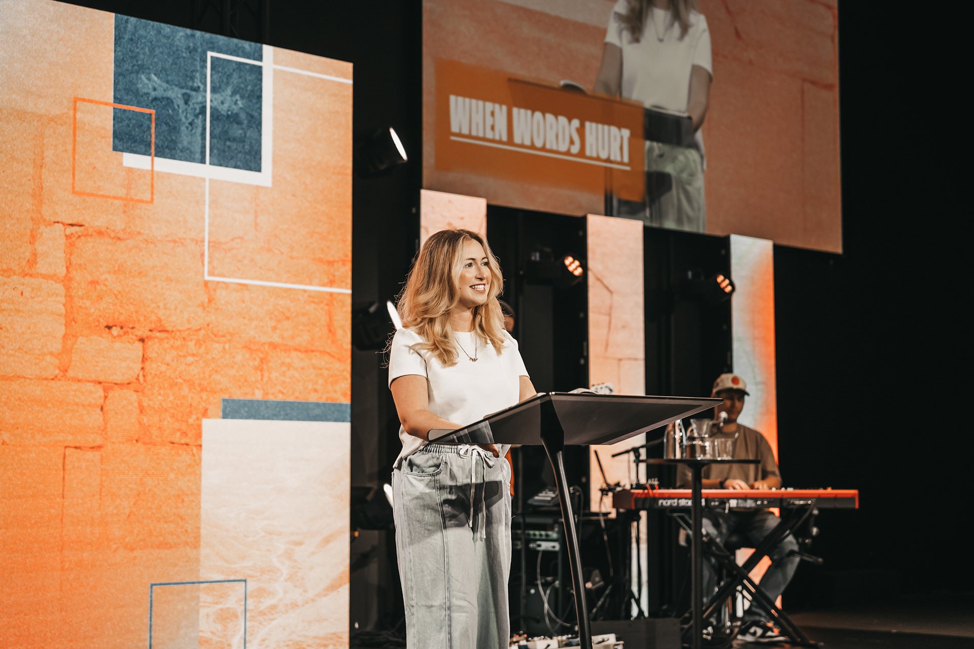 The Life of David | Sermon Series Branding for Radiant Church

Created the complete visual identity and creative direction for Radiant Church’s The Life of David sermon series. The project included full sermon series branding, sermon graphics, video 