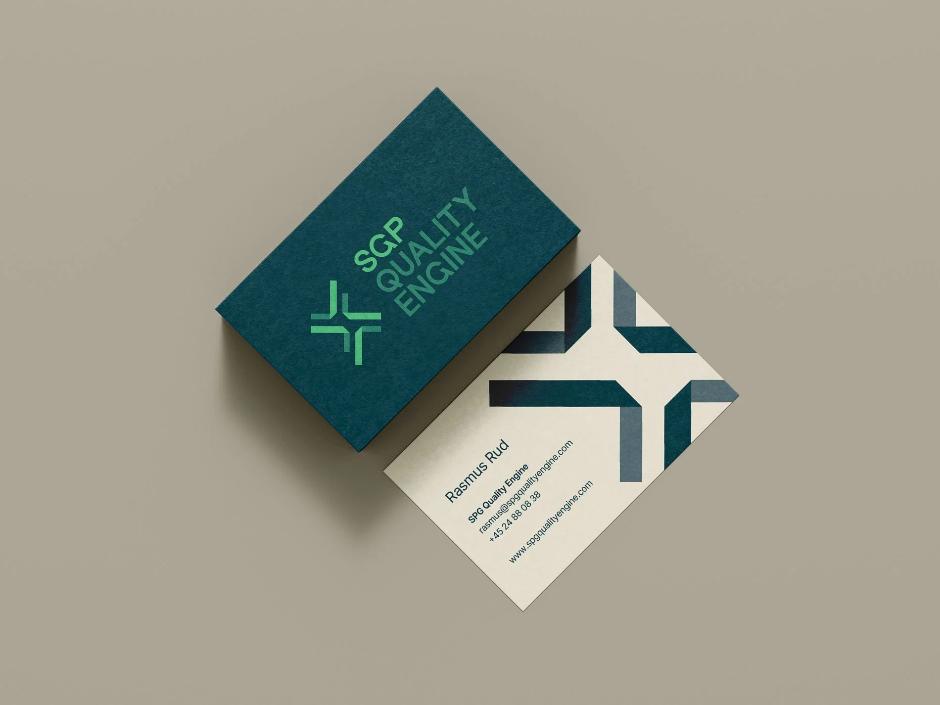 SGP-business-card-mockup.jpg