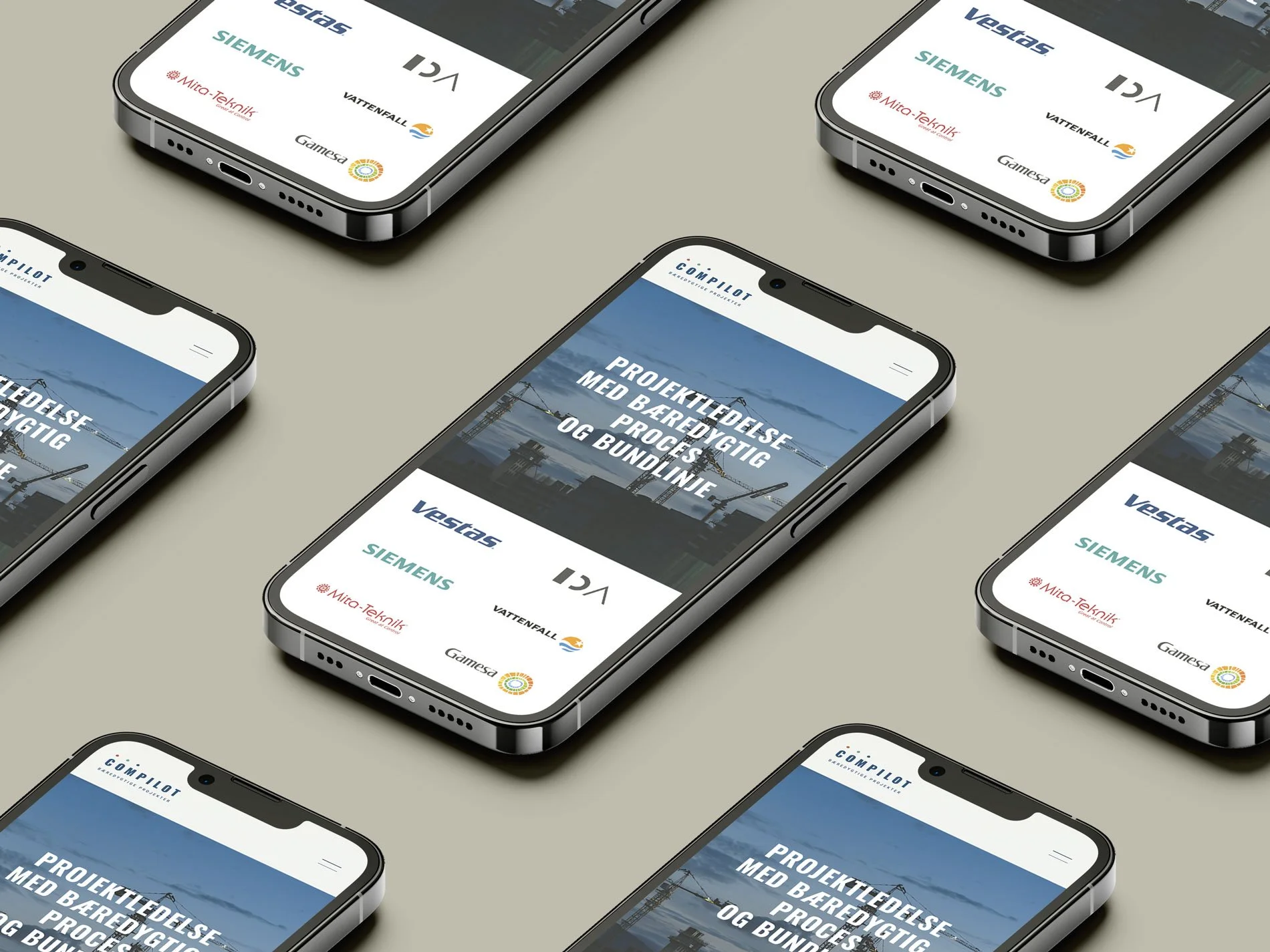 Compilot-iphone-mockup.jpg