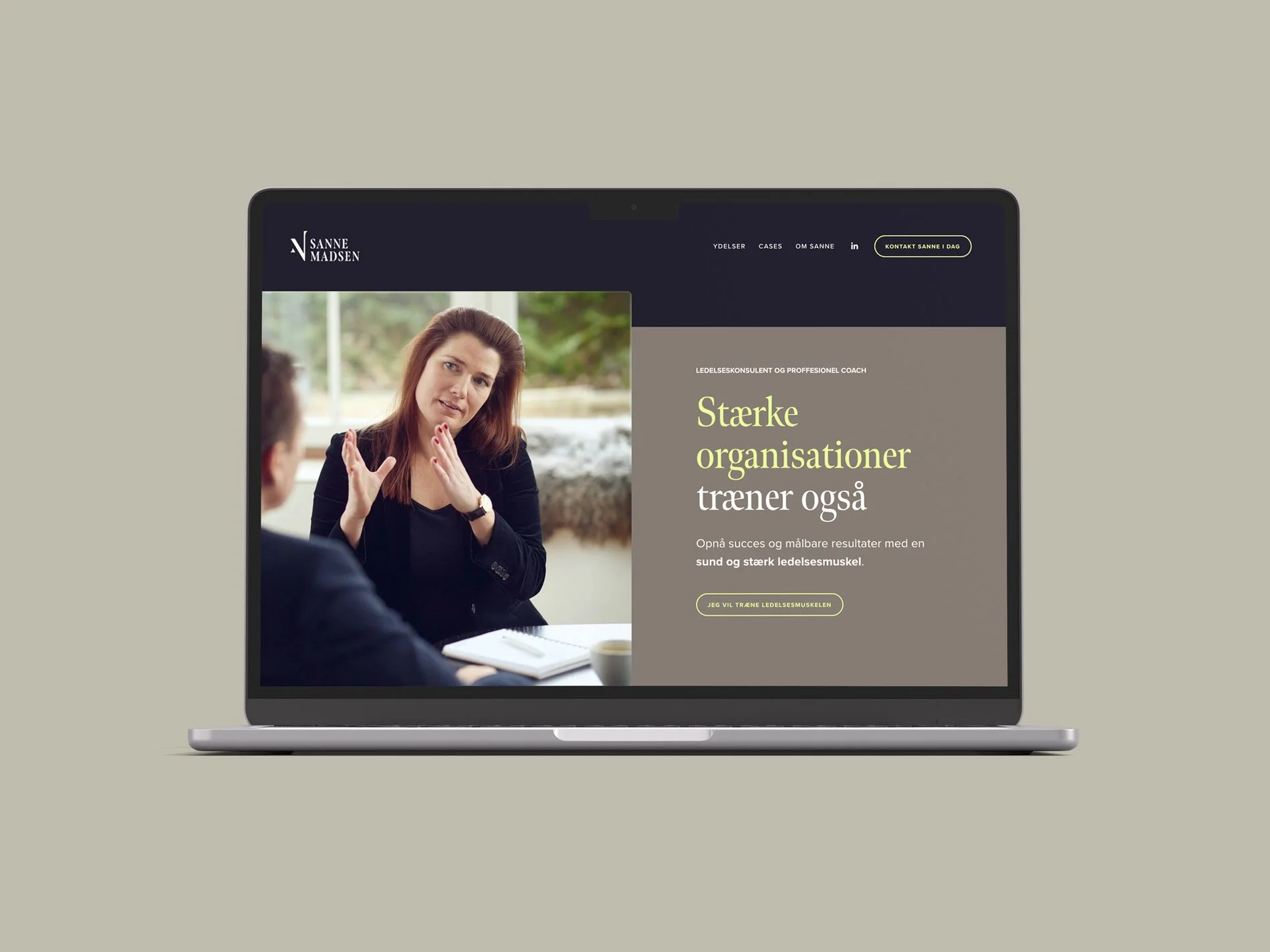 Sanne-Madsen-laptop-mockup.jpg