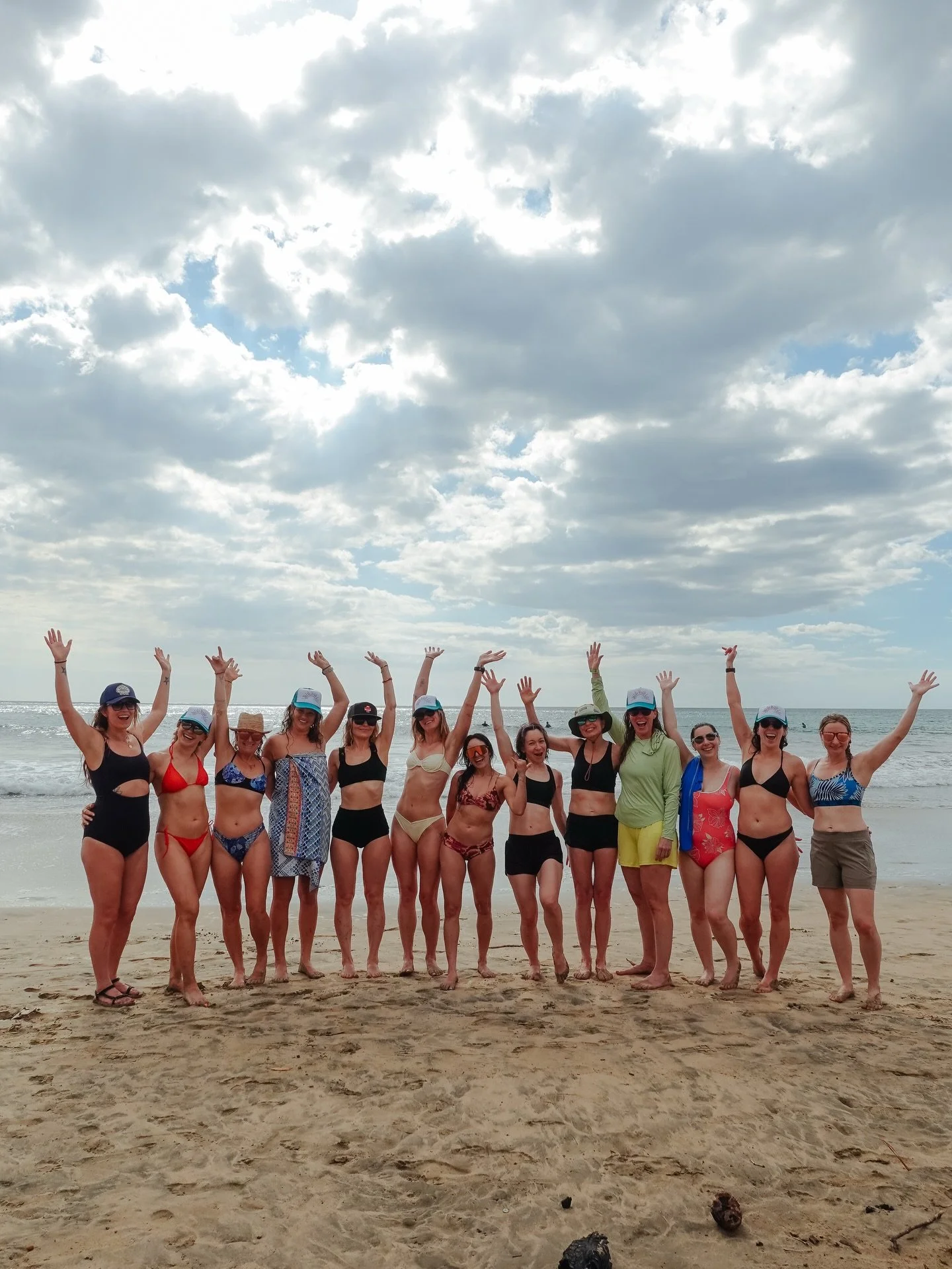 &iexcl;Pura Vida Mae! 🇨🇷 We had the most incredible retreat week adventuring around Costa Rica with @ridetheearth.mtb &mdash; a place that Julie and her team have loved and cherished for over 20 years. To be able to experience the culture through t