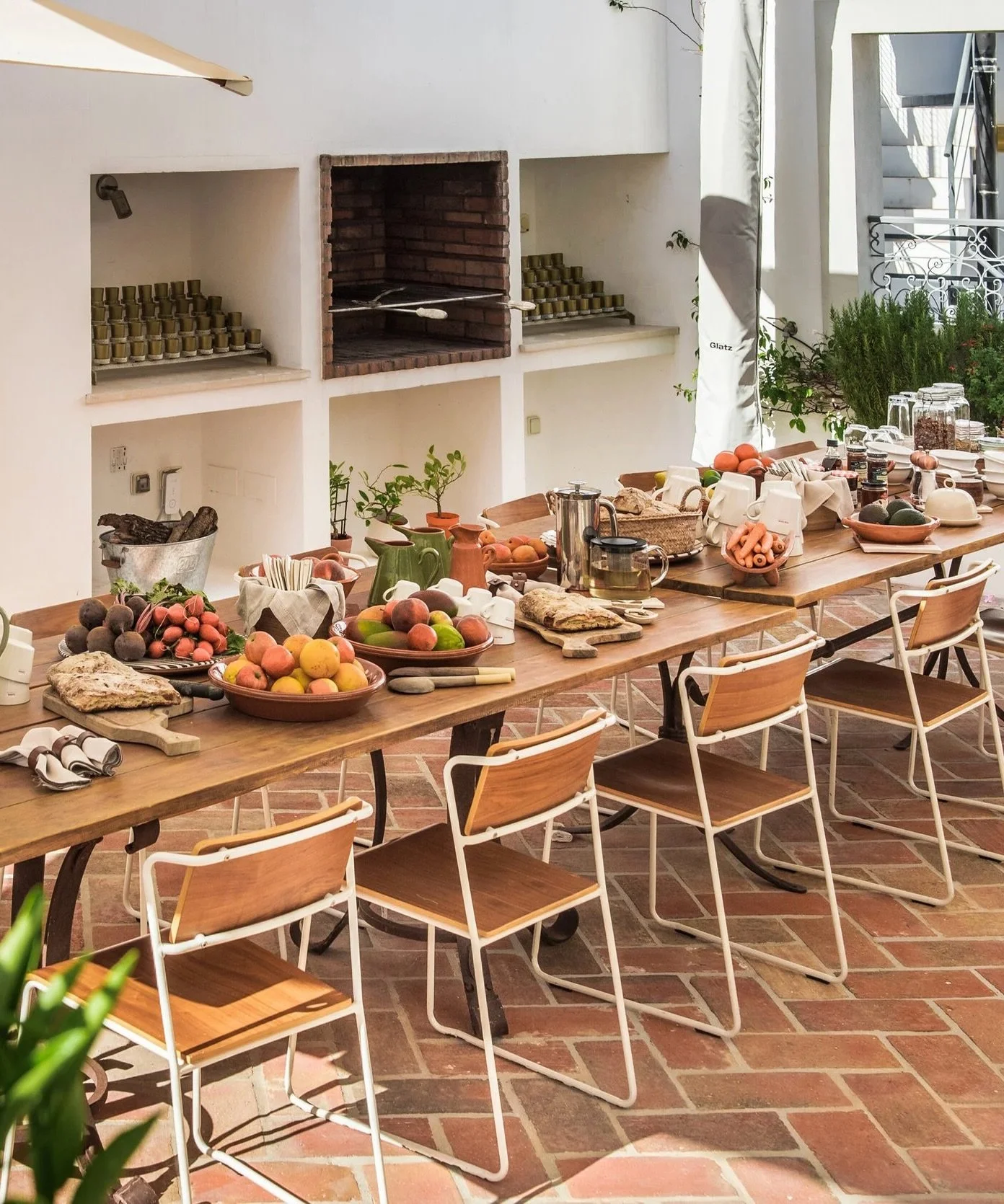 Next month we&rsquo;ll escape the everyday and gather at Casa Fuzetta, a beautiful retreat space in the heart of Olh&atilde;o, Portugal &mdash; for a few days of slowing down, reconnecting, and restoring💫

Meals will be part of the rhythm of our day