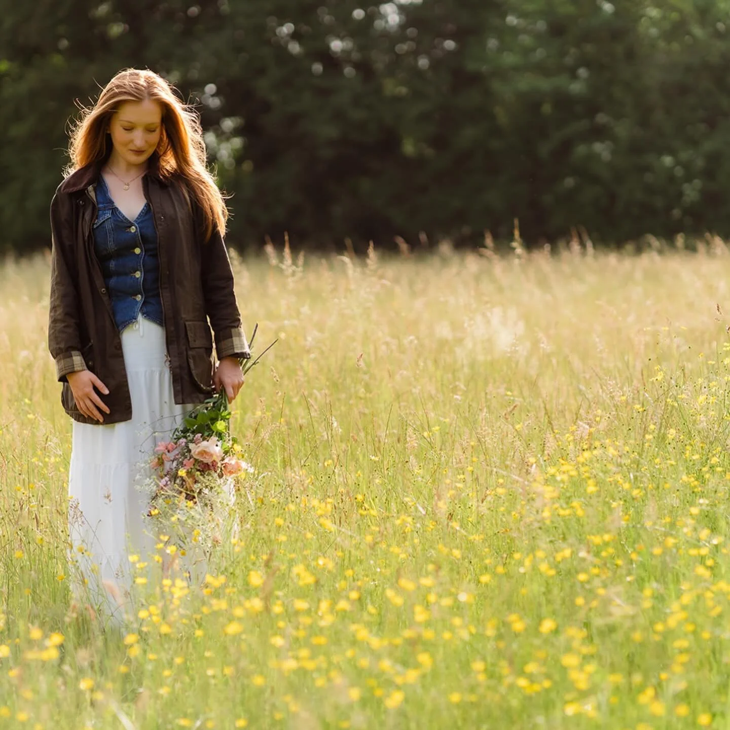 Swipe for the vision board magic ✨

Vision board season is commencing! I love sitting down and reflecting on the last year and dreaming up new ideas for the year to come. As a visual creative it helps so much to look at beautiful imagery and aspirati