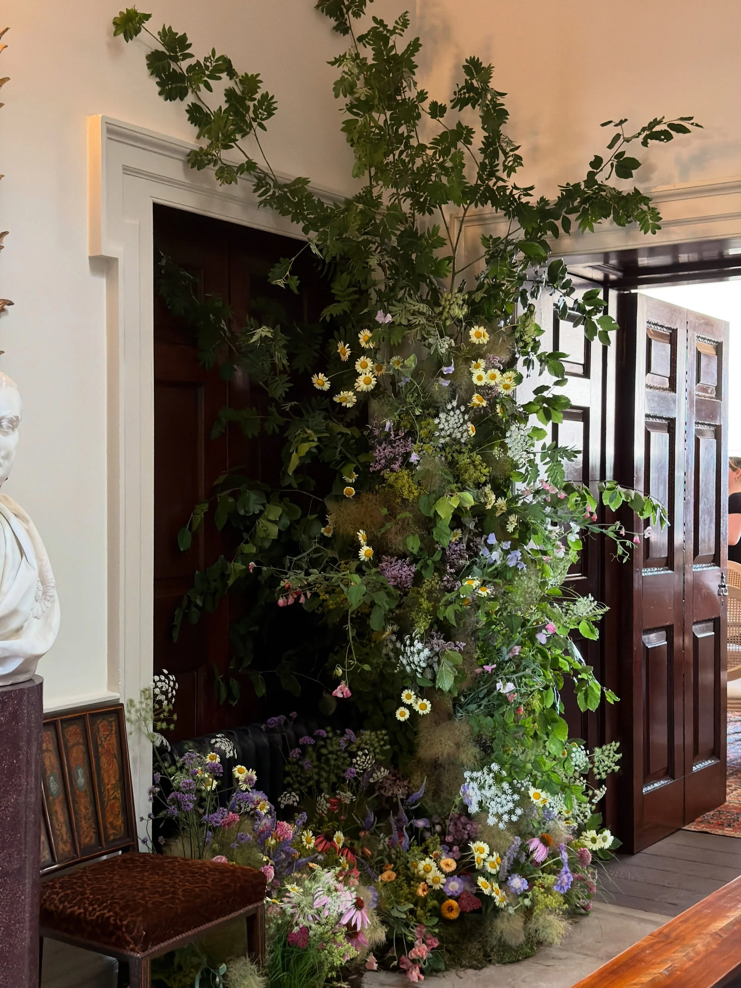 🍉✨🌼
Such a joyful few days flowering for @woltertonpark Art and Culture Private Preview last weekend. We wanted to compliment the Palladian architecture of Wolterton with the contemporary colours and textures found across Phyllida Barlow and Daisy 