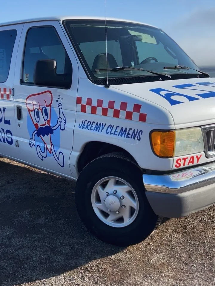 She&rsquo;s street-legal and slice-ready.
The Gabagig Van is finally painted &mdash; hand-done by @signsbymeng Fully powered by mozzarella, marinara &amp; dreams. If you see us in your rearview&hellip;
&ldquo;HONK FOR PIZZA&rdquo; 🍕💨🚐

#gabacoolpr