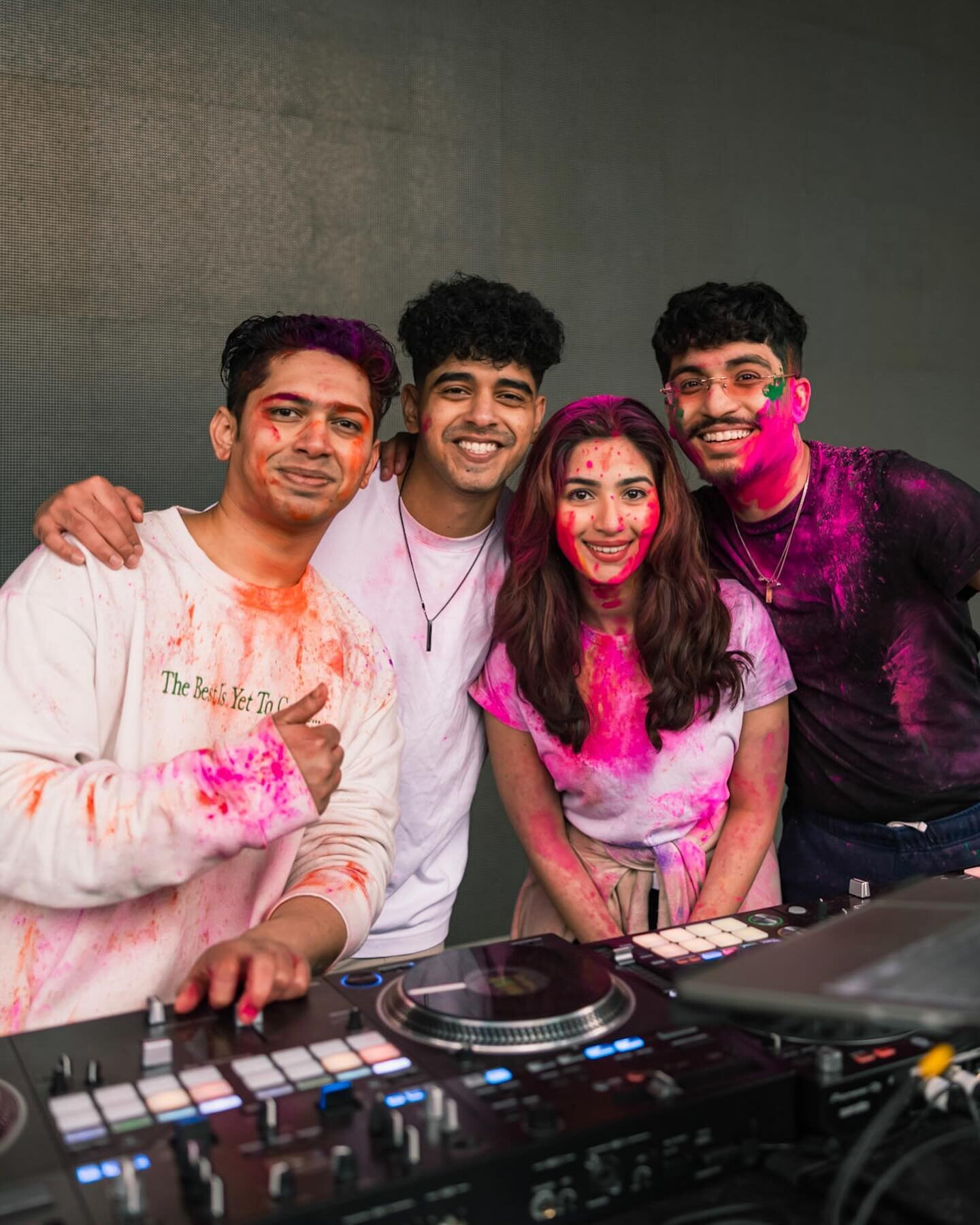 Colour us happy because&hellip; HOLI HAI 🌈 

Thank you for pulling up to HOLI HAI with @isf_sfu and @sfss_events 💞 and making it so fun! Special shoutout to @djsurbee @raytrixofficial @shalv.m and @djsabzii for keeping us dancing 5 hours straight ?
