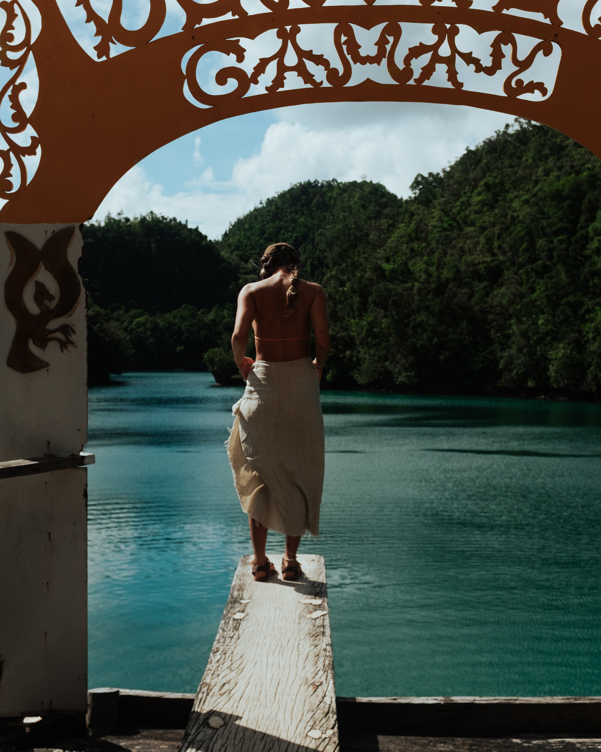 cliff jumping Sugba Lagoon Siargao Philippines