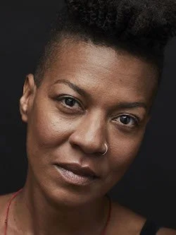 LeslieBooker-Headshot-2-2-1.jpg