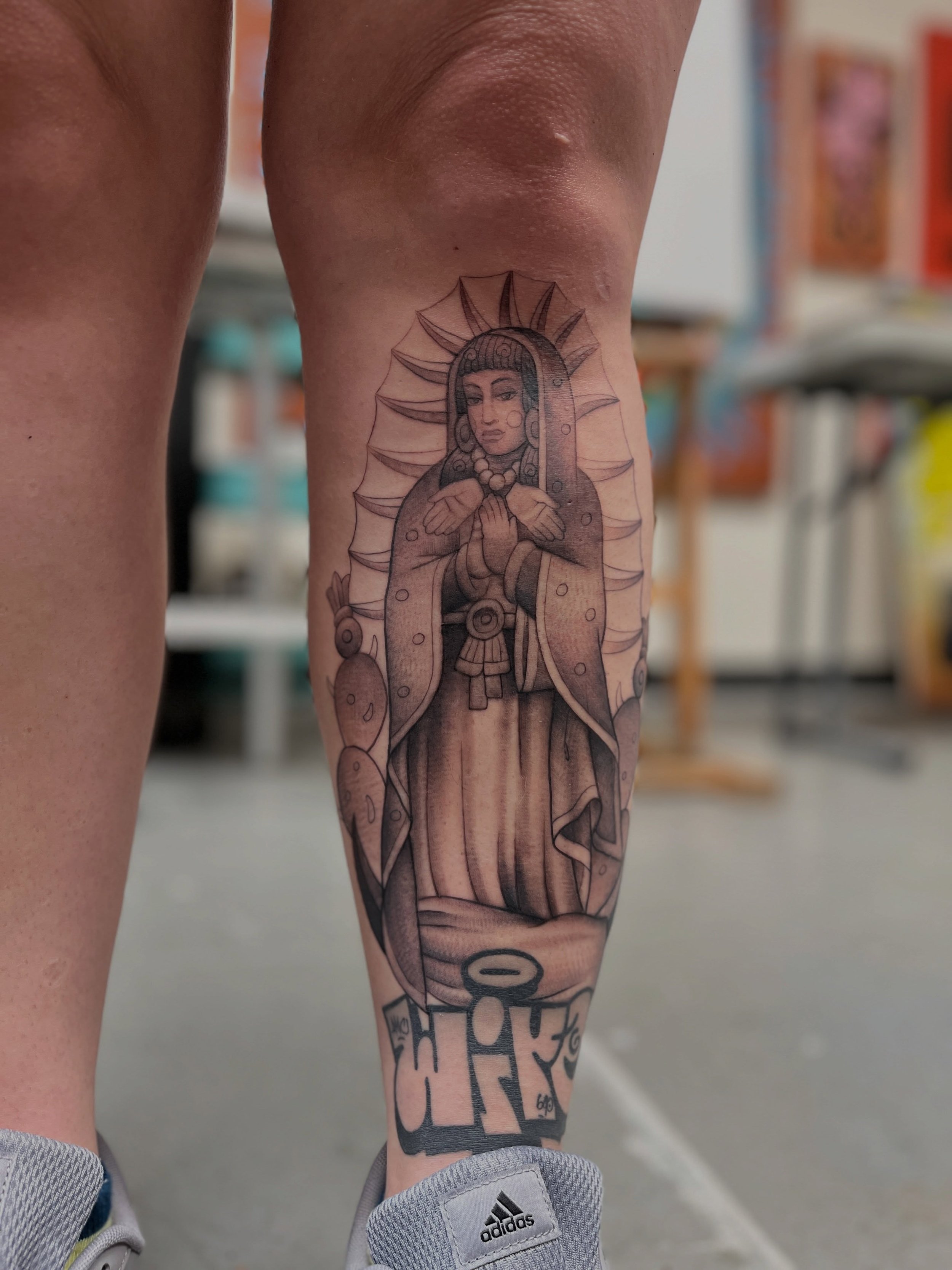 @pemexs is an incredible artist, and this piece is a perfect example of why. ⚡️

Beautiful black &amp; grey work, solid composition, and timeless execution. If you&rsquo;ve been thinking about your next tattoo, now&rsquo;s the time.

📩 DM to book a 