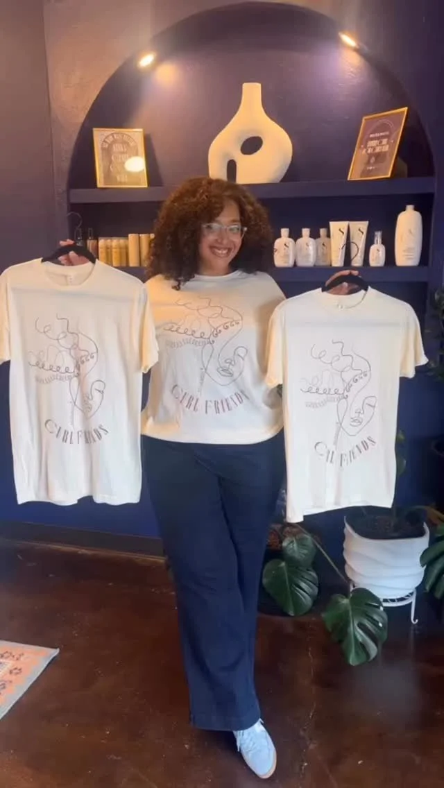 🌀Hey Curlfriends, guess what?!👀
🌀Our very first Helix House Salon merch drop is HERE and it’s giving curl power! ✨ Meet the Let’s Be Curlfriends tee — a statement piece for every textured queen 👑 Whether you’re rocking co