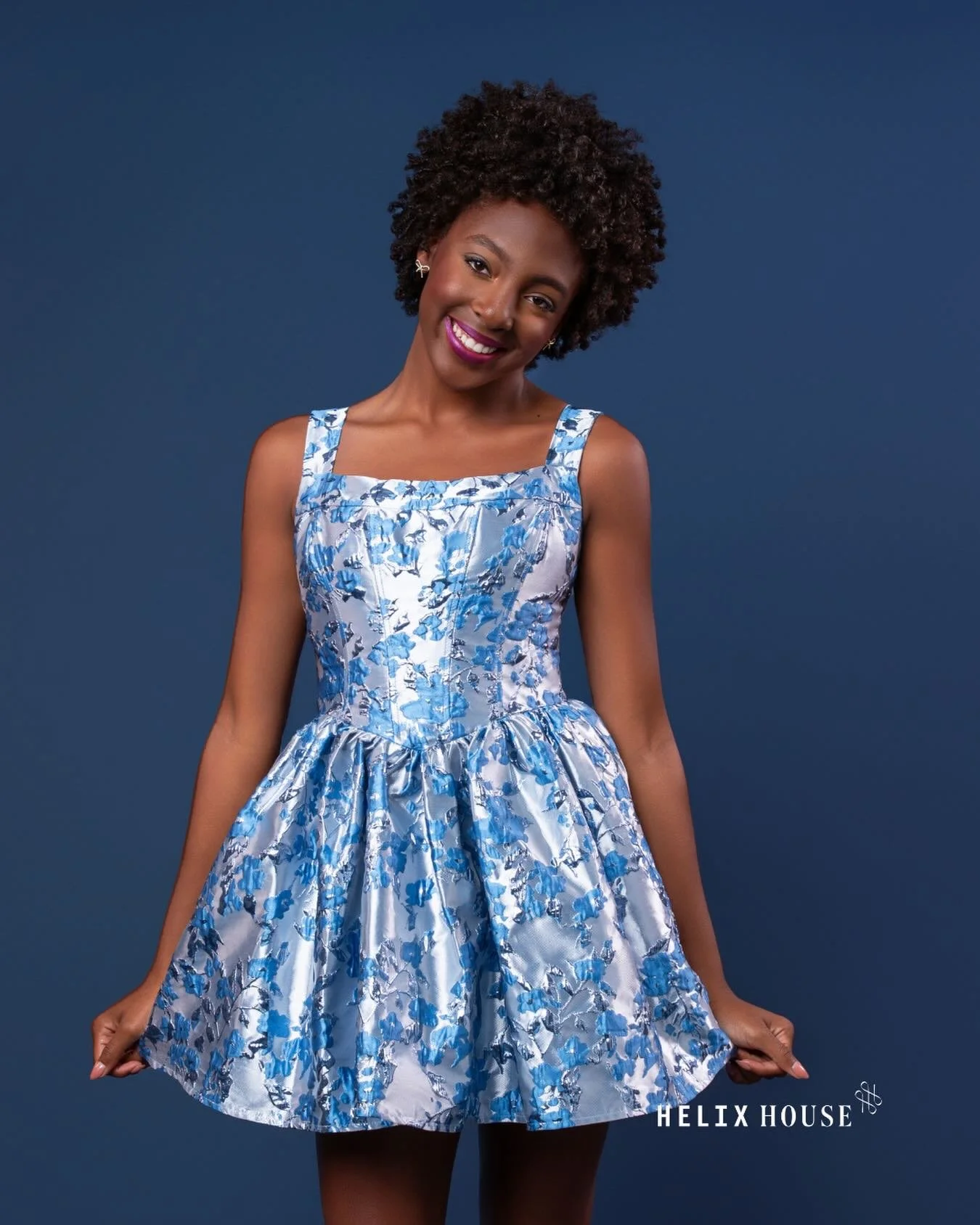 Prom is your moment. Make it unforgettable✨

Elevated styling designed to feel like you, refined and radiant. Every detail, thoughtfully done for your night💙

Get prom ready with Helix House. Reserve your transformation now🗓️

Helix House provides 