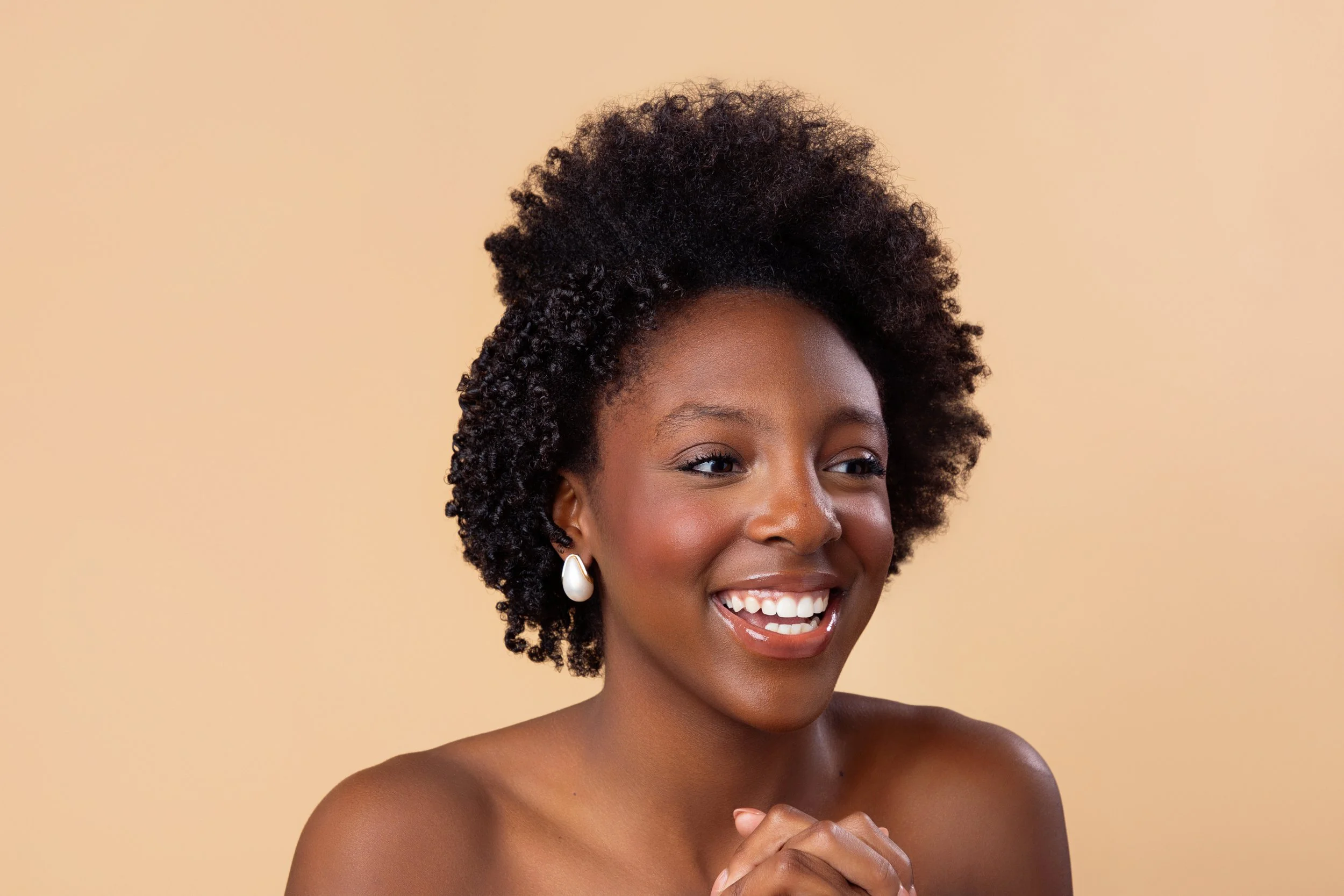How to Protect Curly Hair From Humidity This Spring