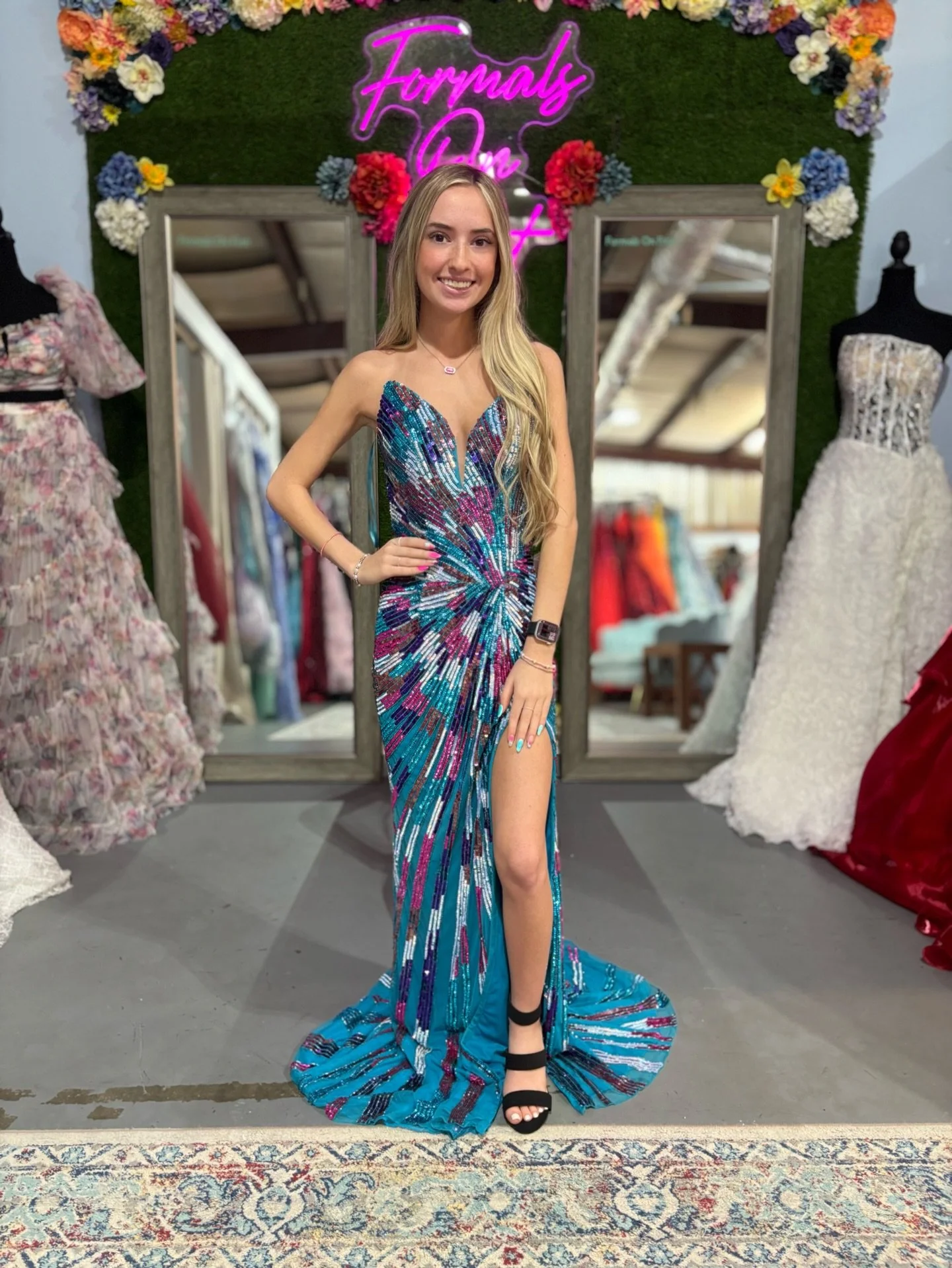 This stunning look by @ashleylauren is made to turn heads!✨
Ready to find your dream dress? Make an appointment this week by sending us a DM or booking on our website!

Come find your perfect dress for any occasion! Prom, pageant, homecoming, or any 